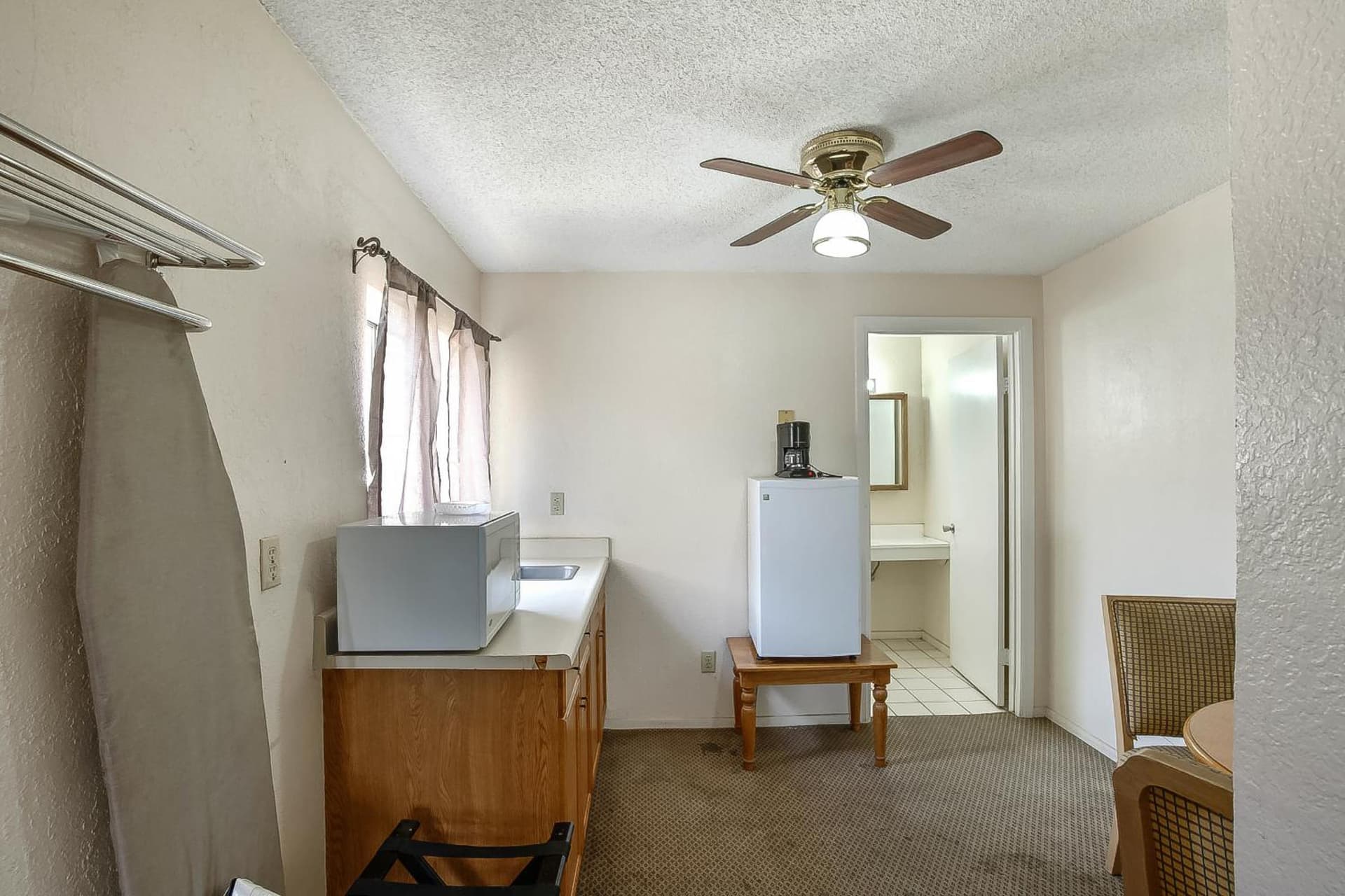 OYO Hotel Yuma AZ - I-8 US-95 gallery photo in Yuma, AZ — image 29
