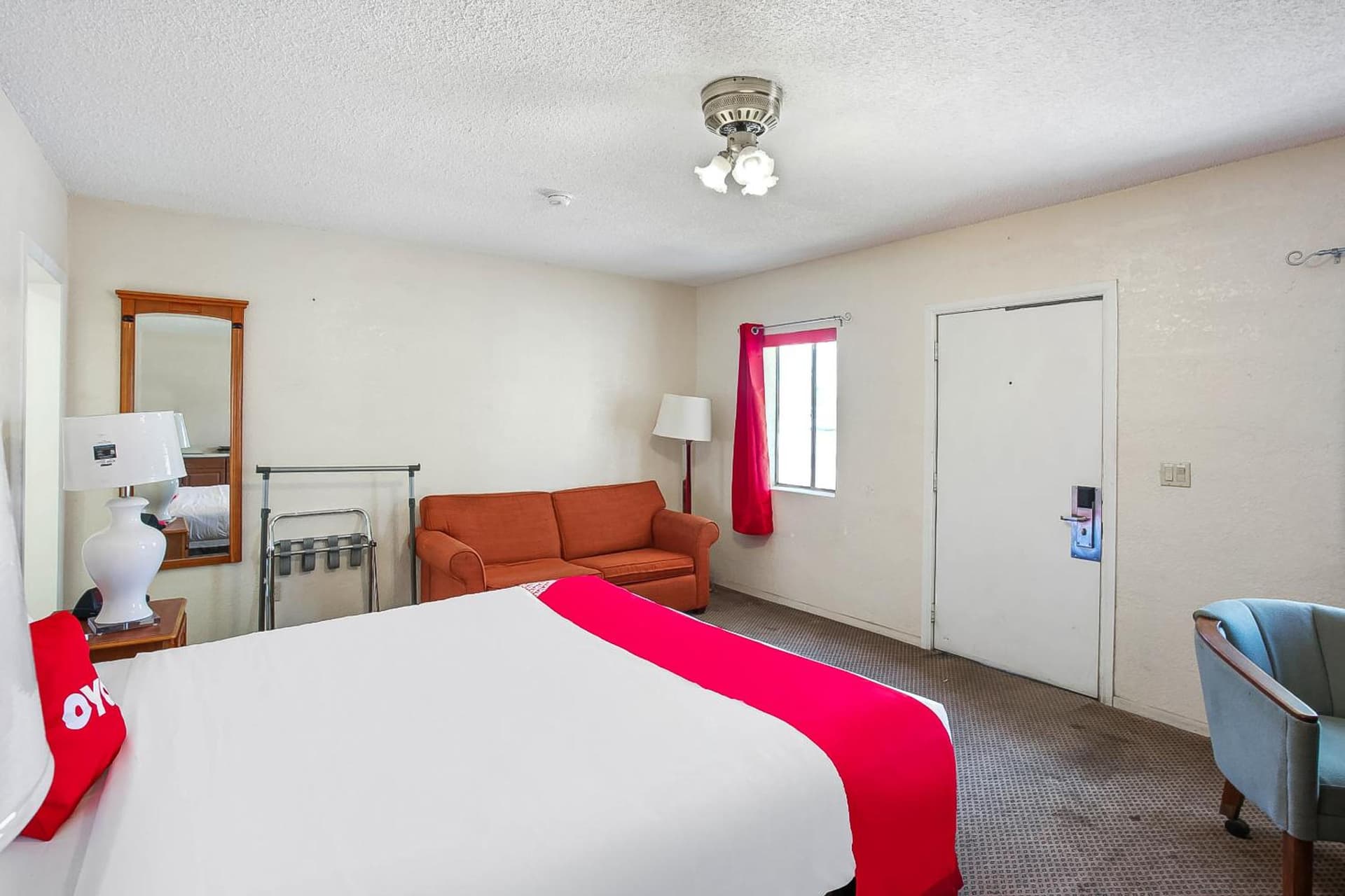 OYO Hotel Yuma AZ - I-8 US-95 gallery photo in Yuma, AZ — image 33