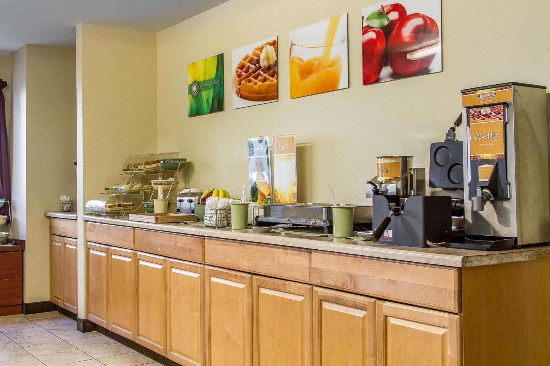 Econo Lodge Inn & Suites Santa Rosa South gallery photo in Santa Rosa, CA — image 11