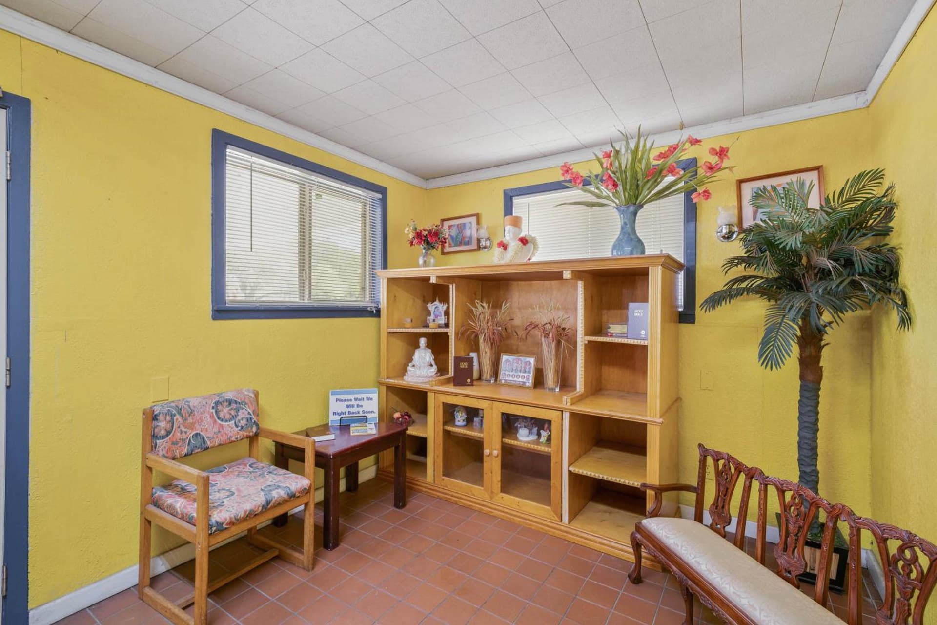 OYO Hotel Luling TX Downtown I-10/US-90 interior in Luling, TX — gallery photo 2