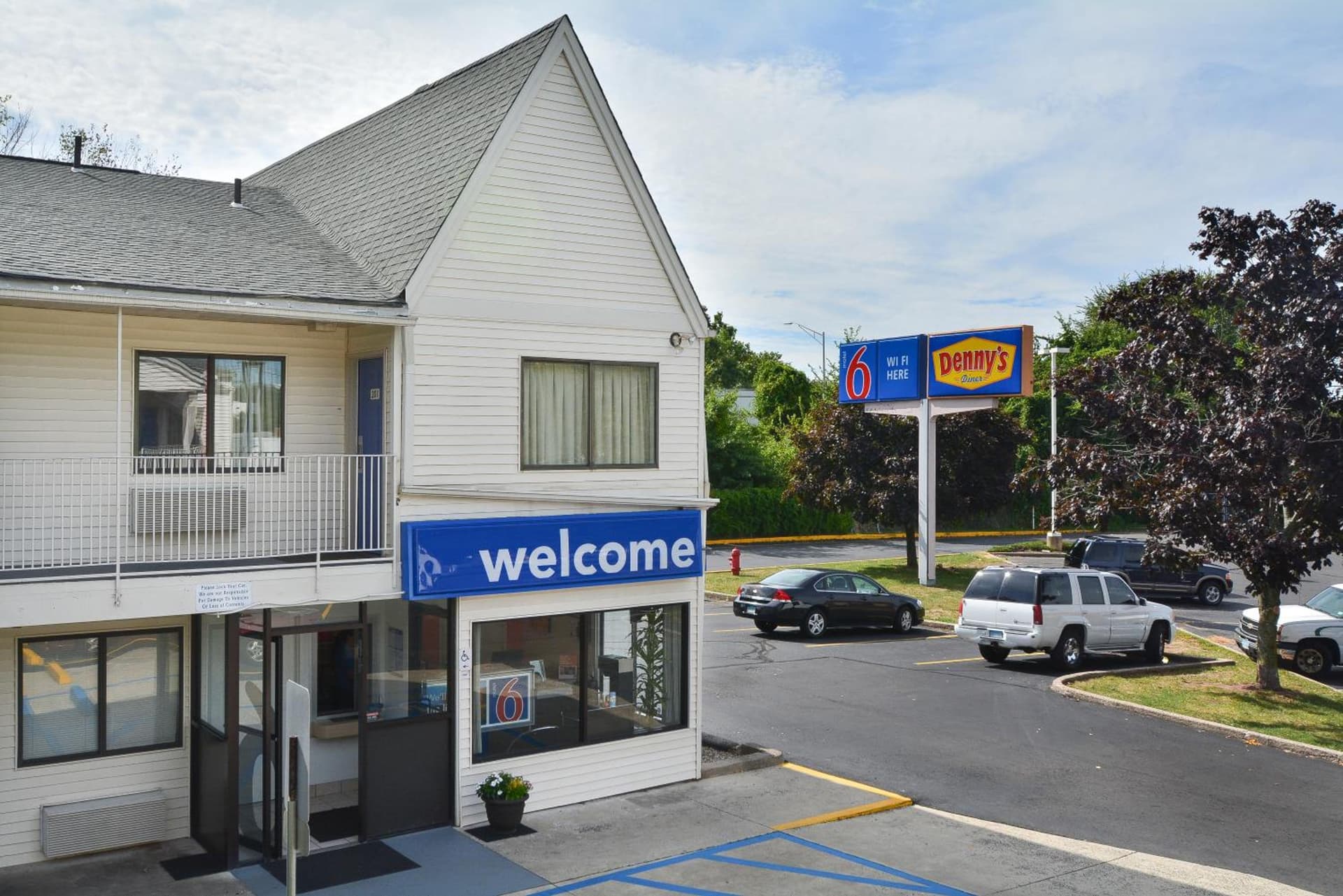 Motel 6-Southington, CT - Hartford featured exterior or lobby in Southington — similar hotel