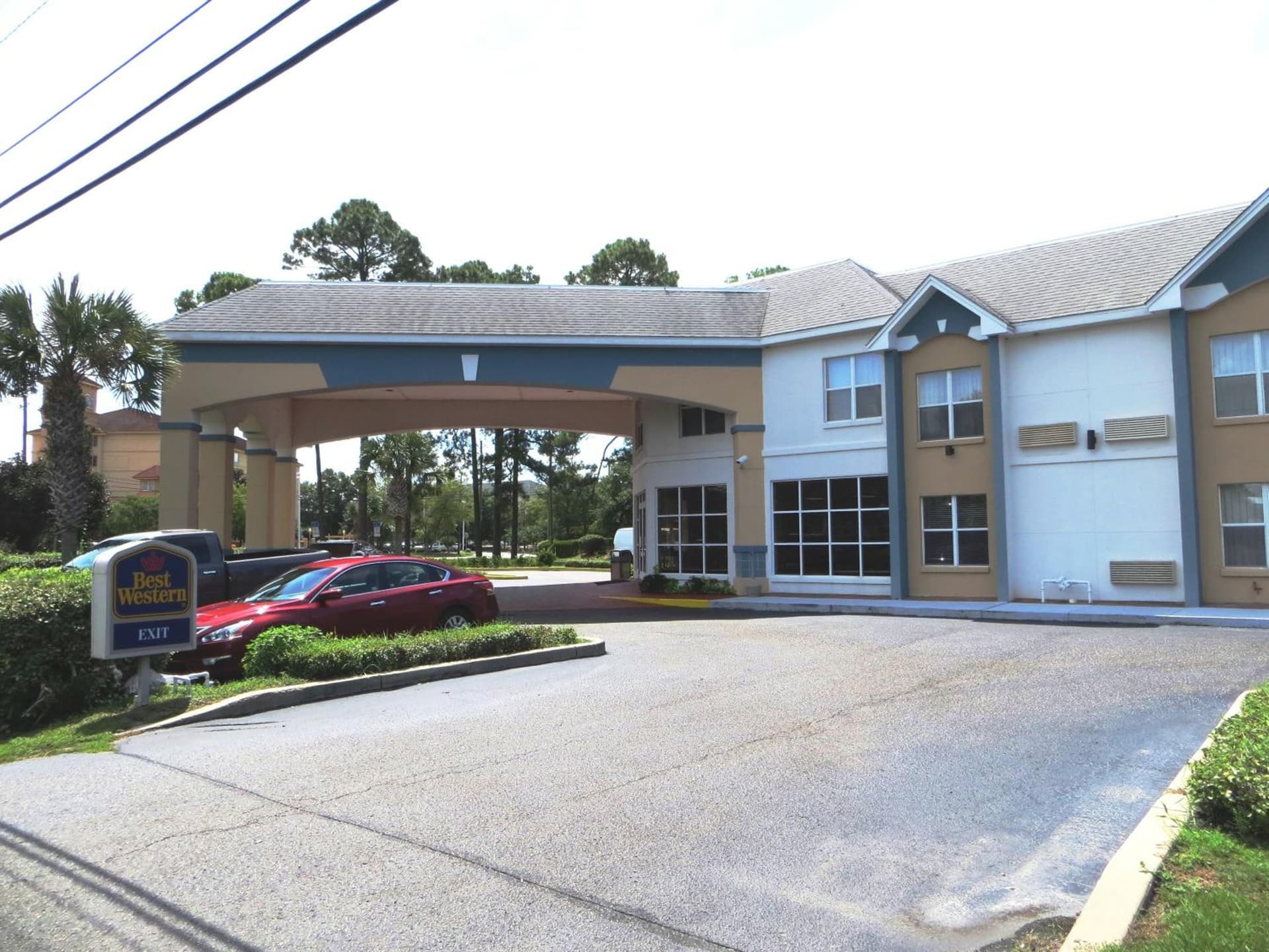 Days Inn by Wyndham Panama City gallery photo in Panama City, FL — image 4