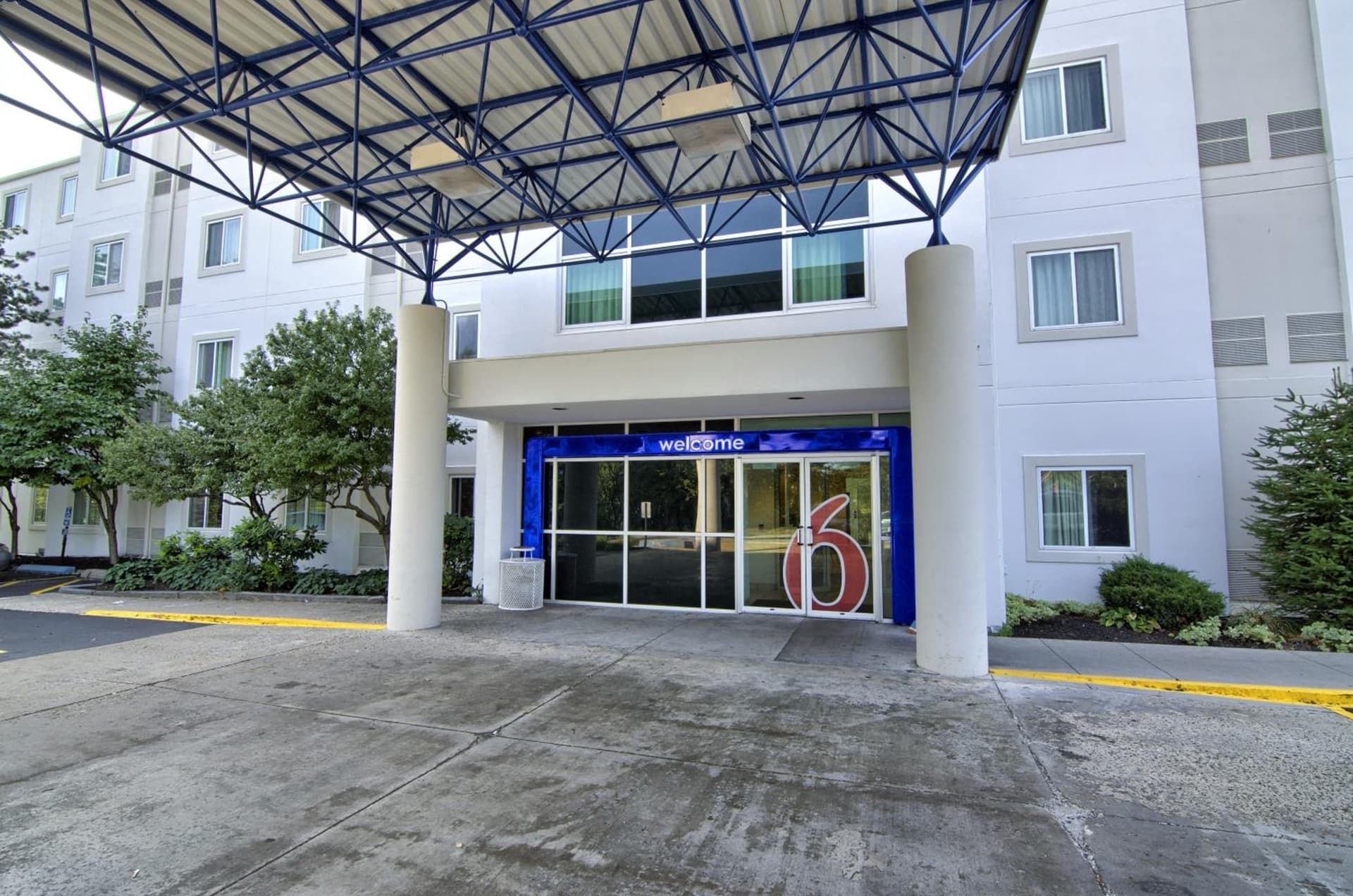 Motel 6-Portsmouth, NH property views in Portsmouth, NH — gallery photo 3