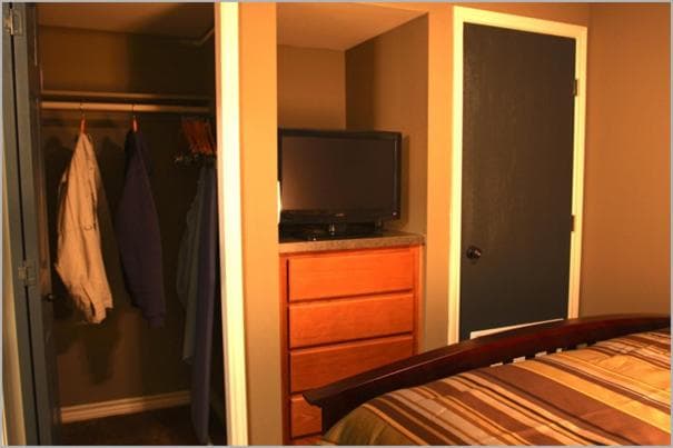 Eagle's Den Three Rivers Texas a Travelodge by Wyndham interior in Three Rivers, TX — gallery photo 2