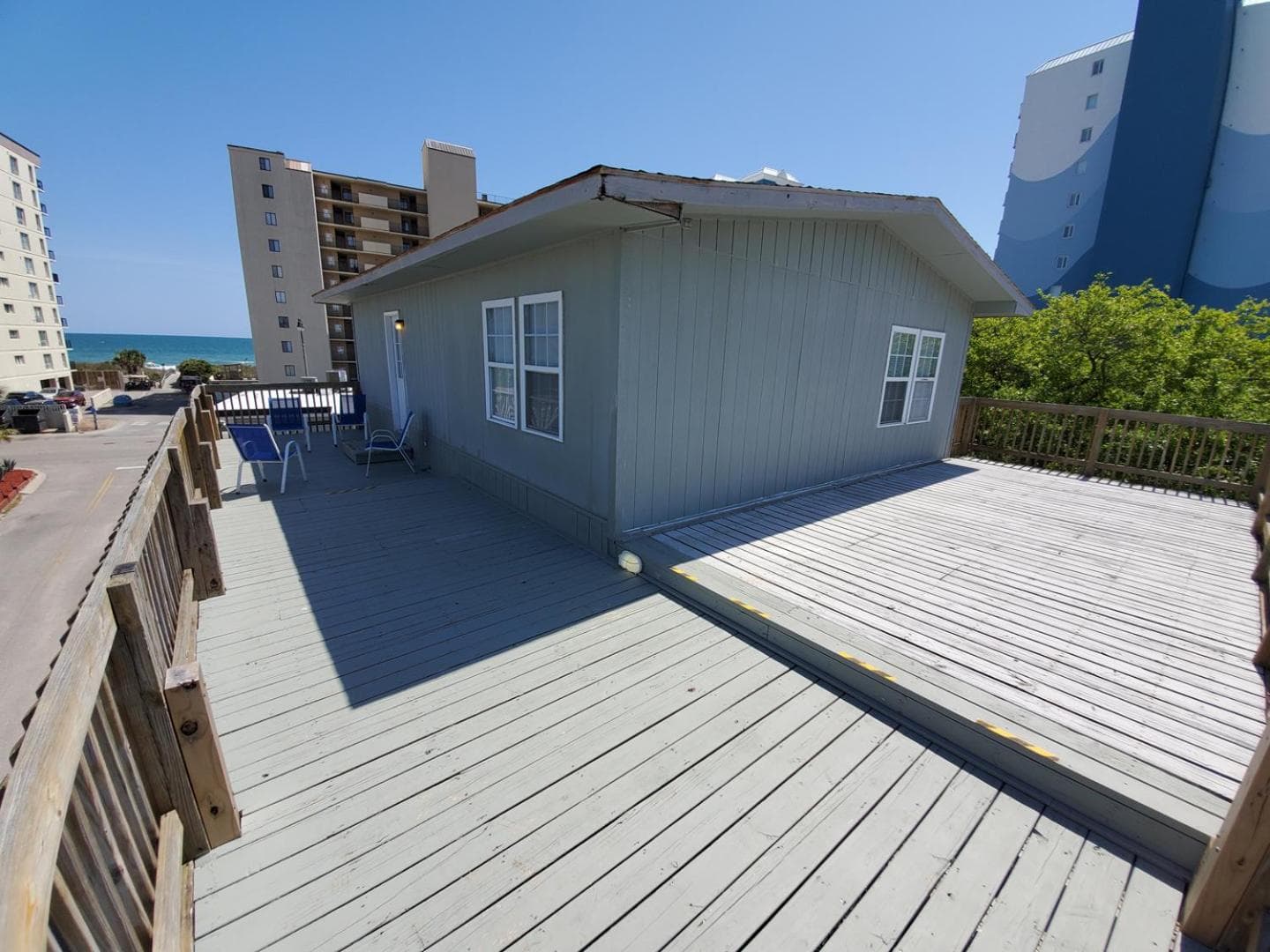 Atlantic Winds Condos featured exterior or lobby in Myrtle Beach, SC — similar hotel
