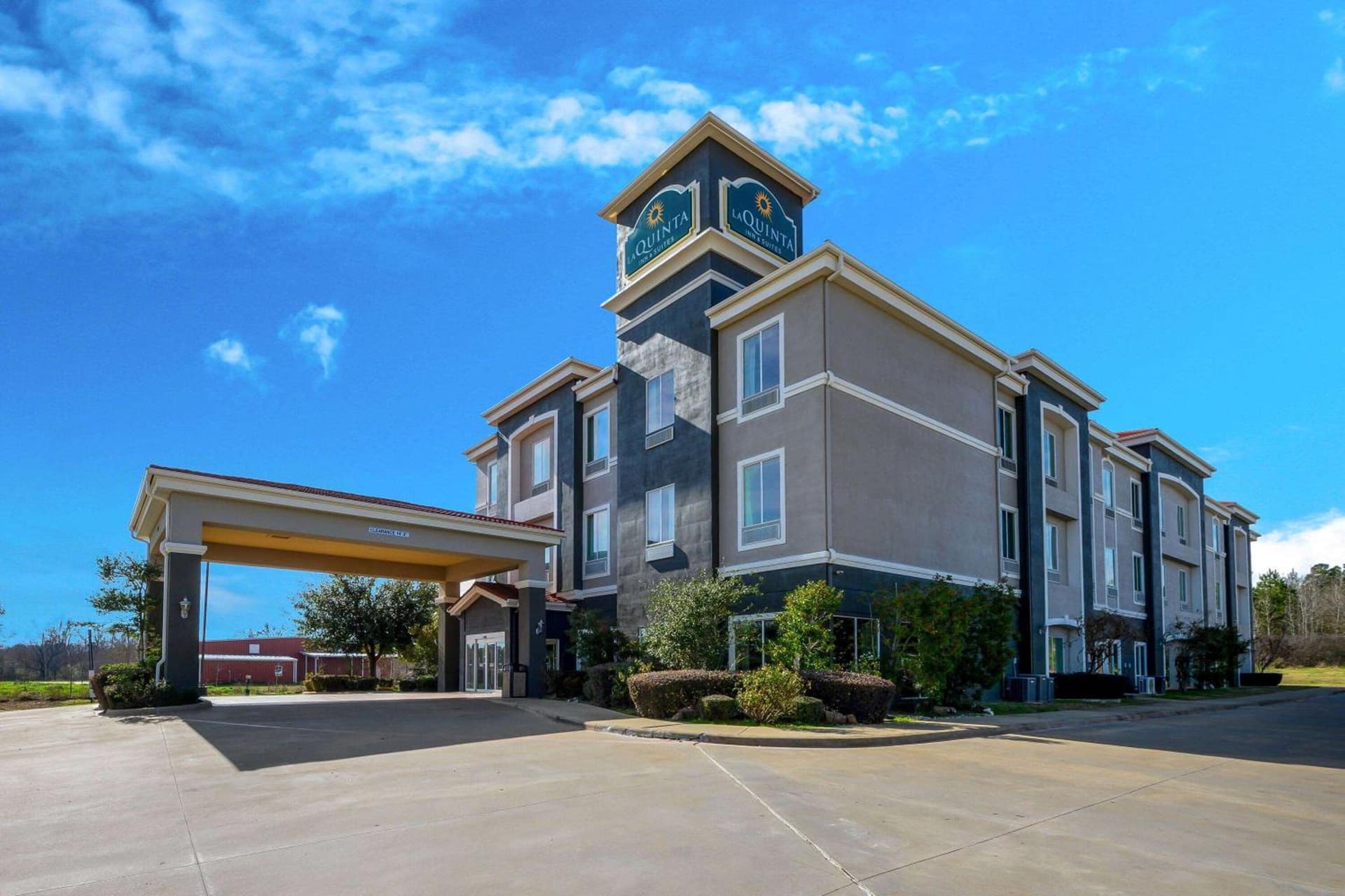 La Quinta by Wyndham Marshall featured exterior or lobby in Marshall, TX — similar hotel