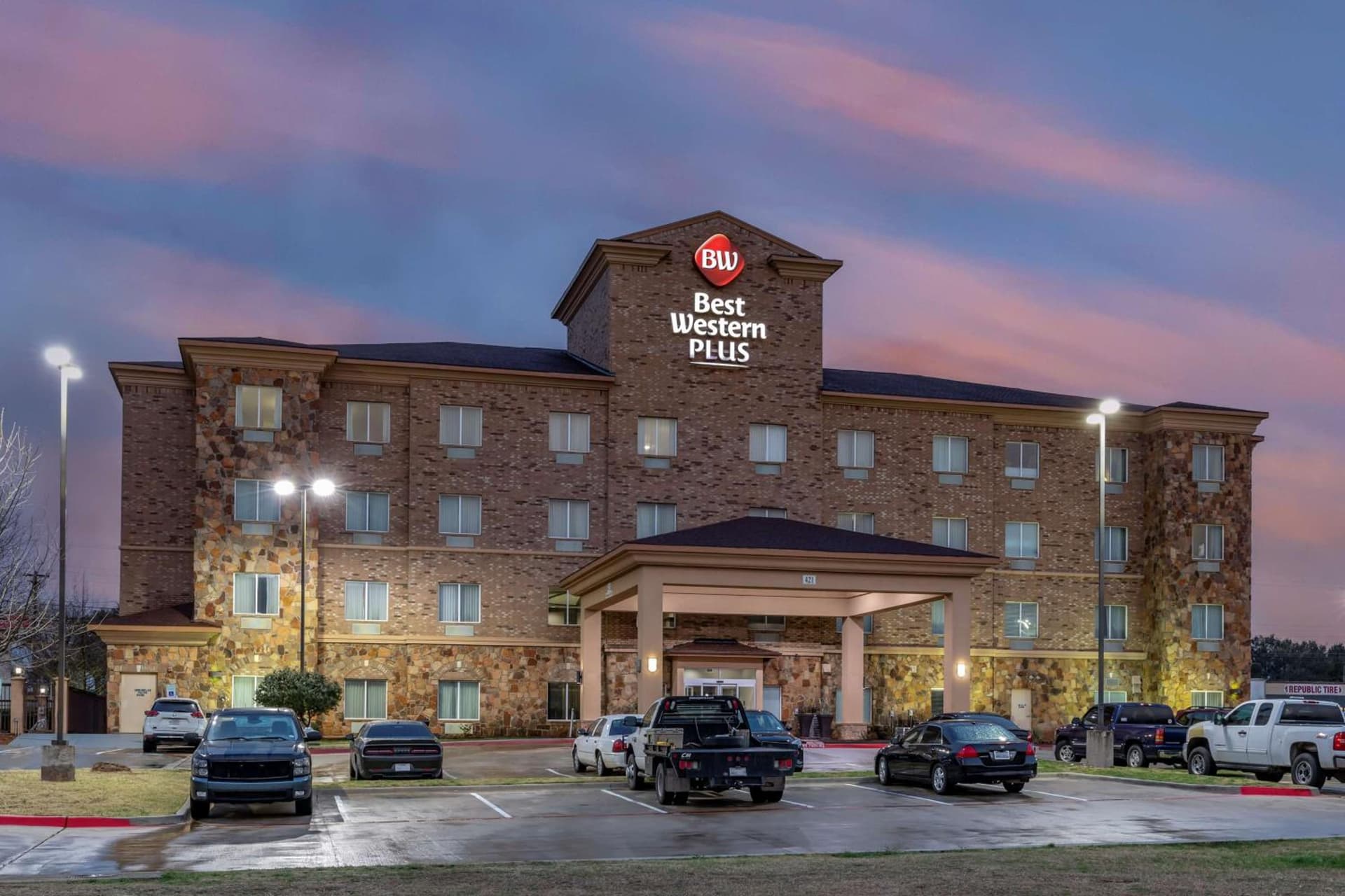 Best Western Plus DFW Airport West Euless gallery photo in Euless, TX — image 8