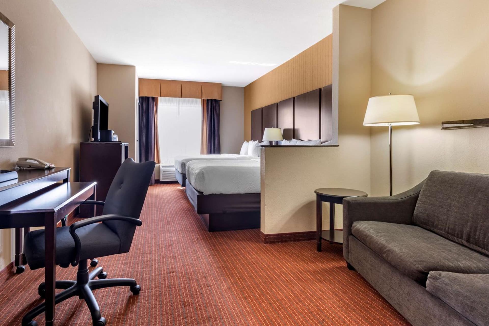 Best Western Plus DFW Airport West Euless gallery photo in Euless, TX — image 12
