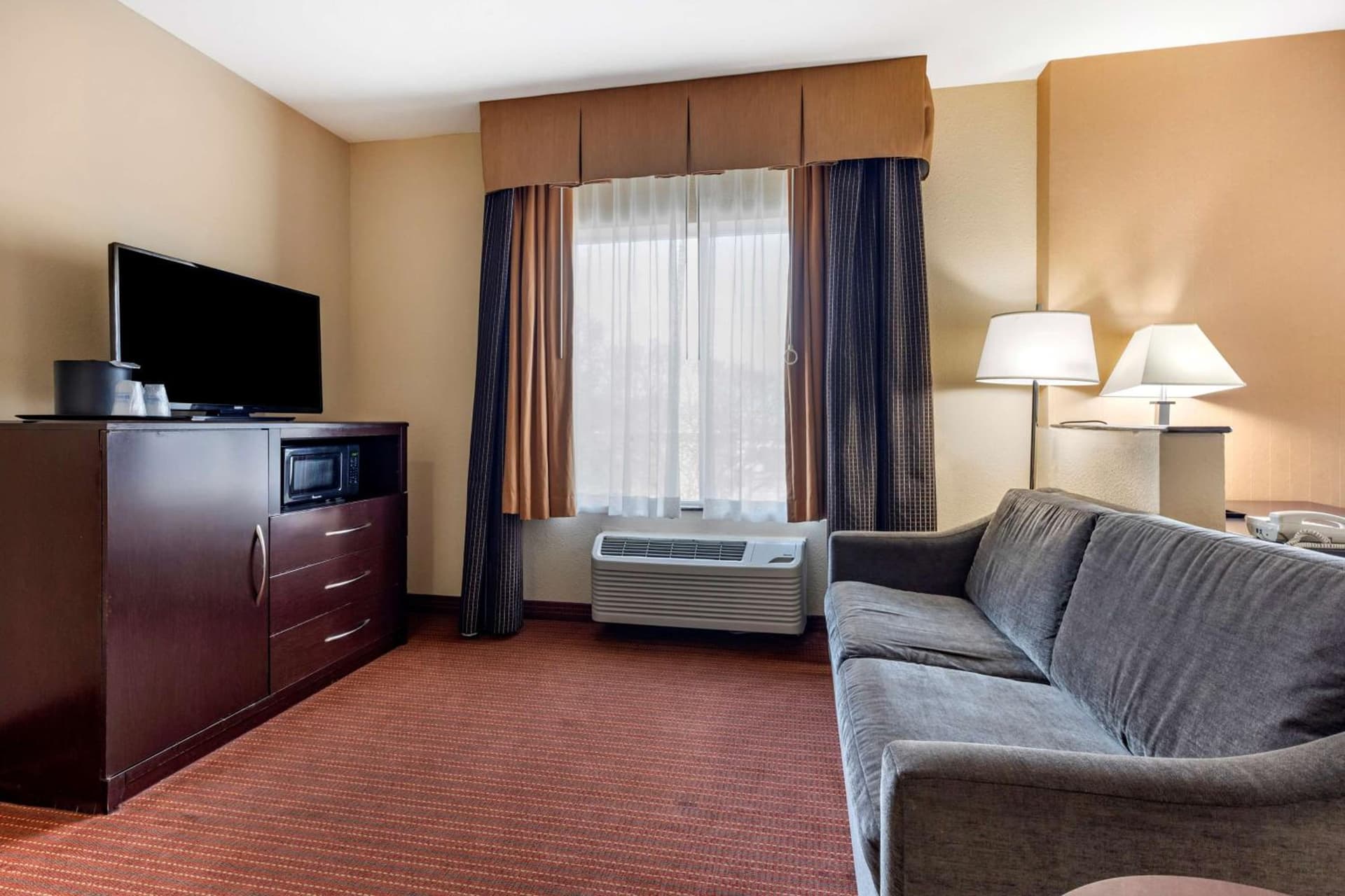 Best Western Plus DFW Airport West Euless gallery photo in Euless, TX — image 25