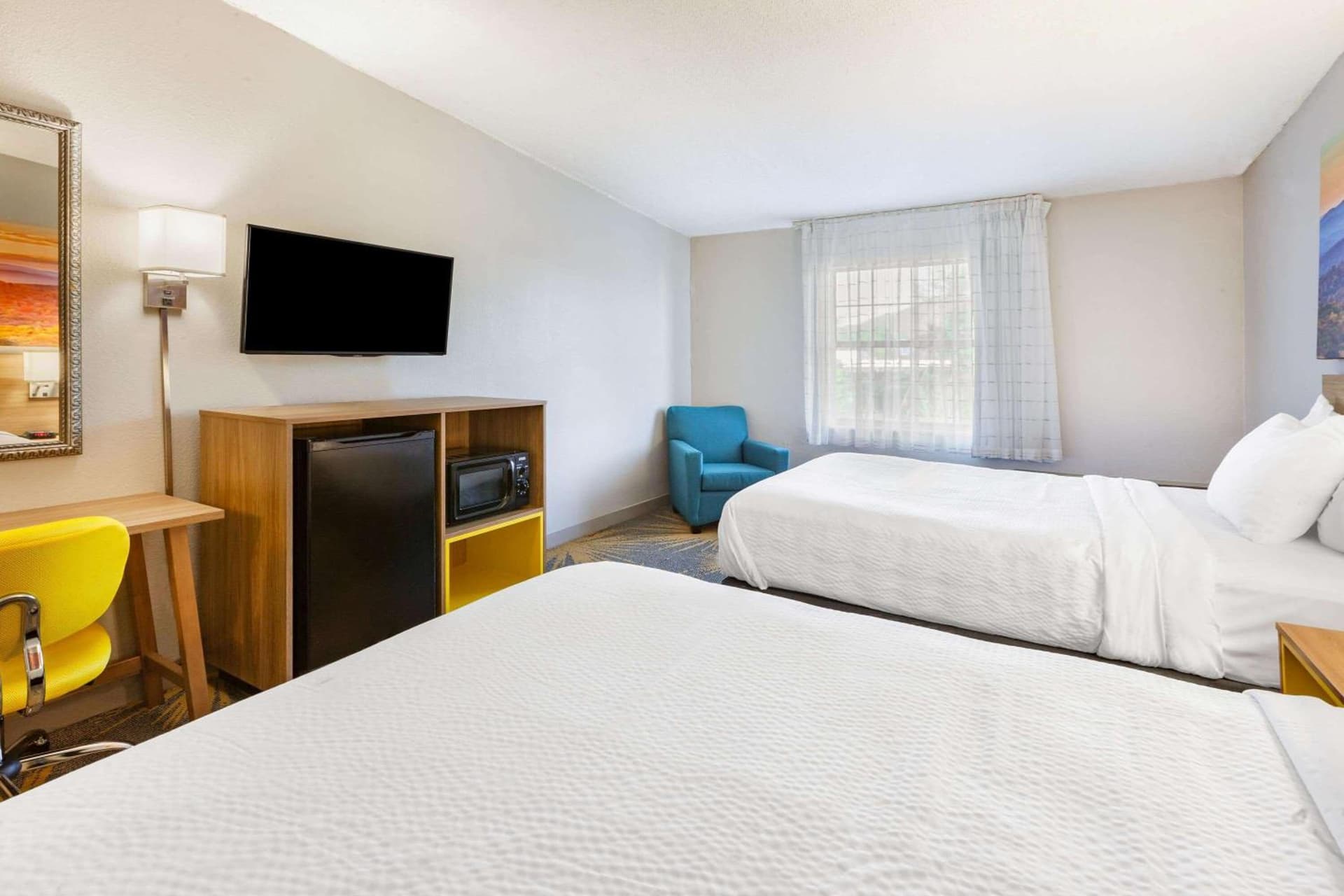 Days Inn by Wyndham Roanoke/Hollins Near I-81 gallery photo in Roanoke, VA — image 11