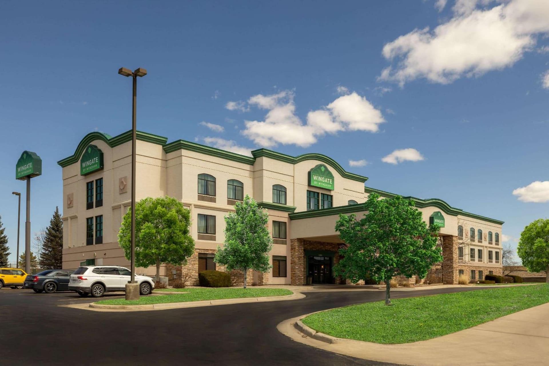 Wingate by Wyndham Gillette interior in Gillette, WY — gallery photo 2