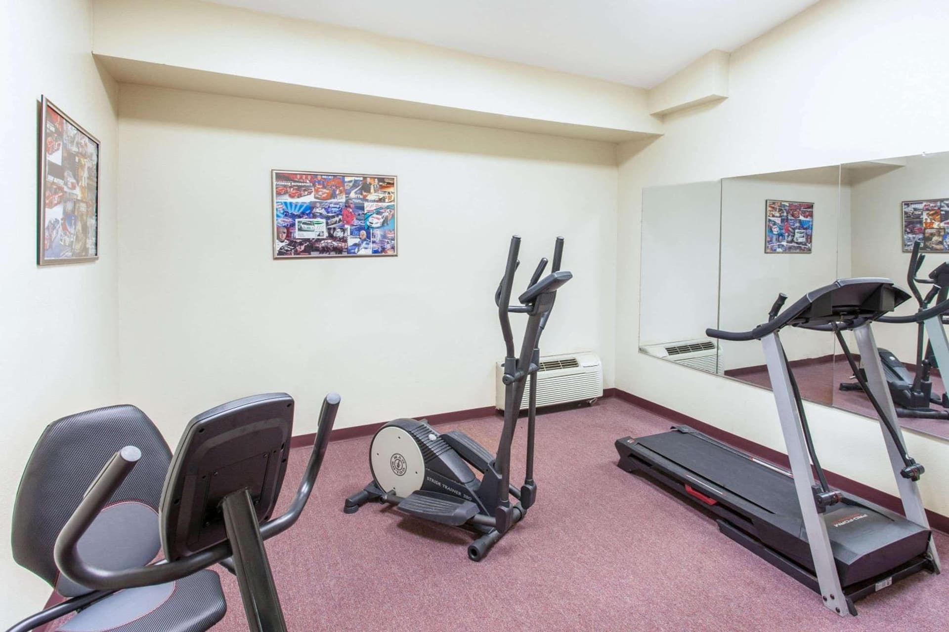 Ramada by Wyndham Sparta/At Speedway interior in Sparta, KY — gallery photo 2