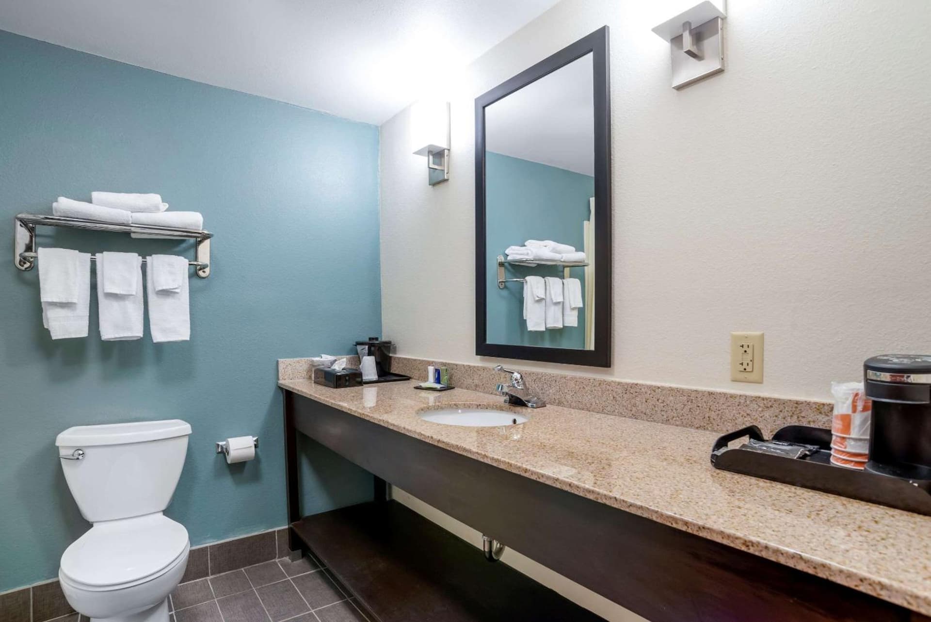Sleep Inn & Suites Auburn Campus Area I-85 gallery photo in Auburn, AL — image 22