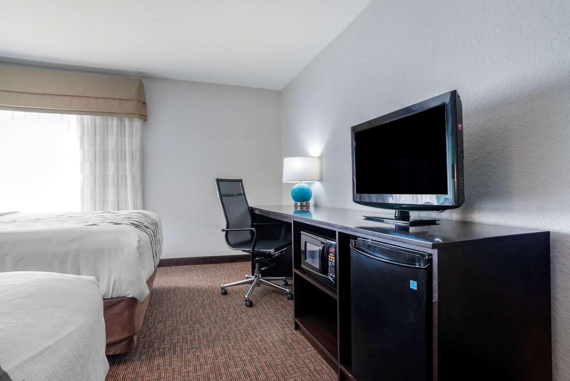 Sleep Inn & Suites Auburn Campus Area I-85 gallery photo in Auburn, AL — image 31