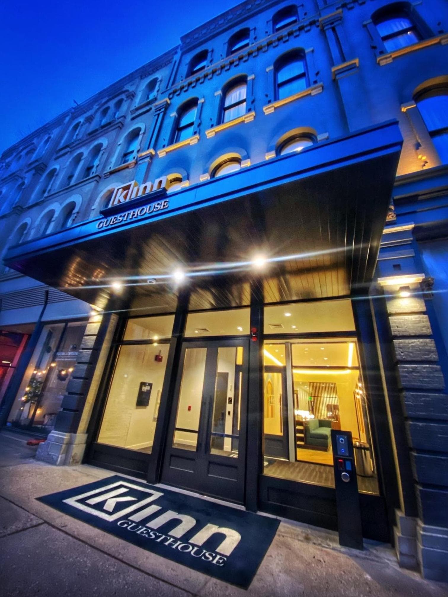 Kinn Guesthouse Downtown — hotel in Milwaukee, Wisconsin