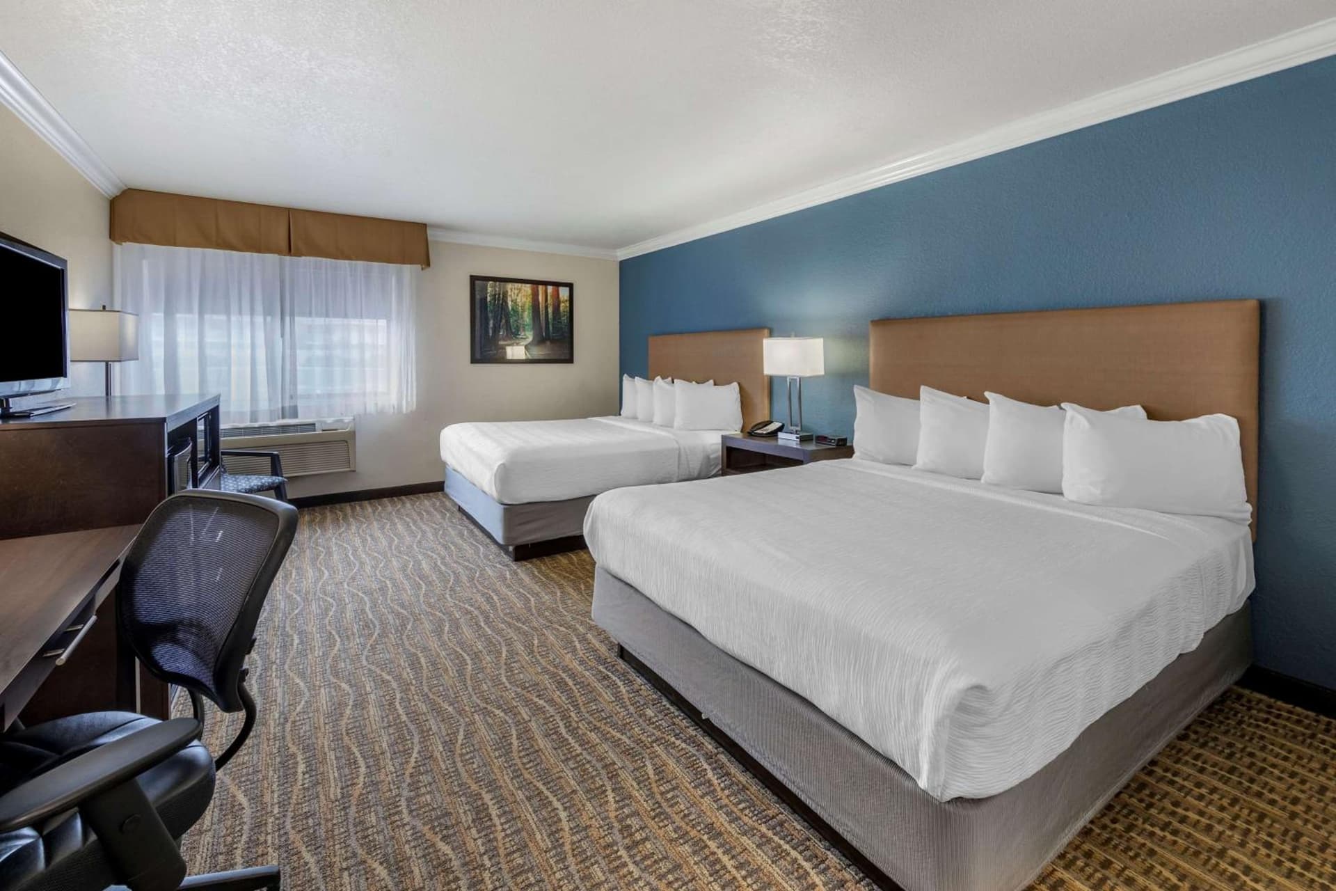 Best Western Town & Country Lodge gallery photo in Tulare, CA — image 18