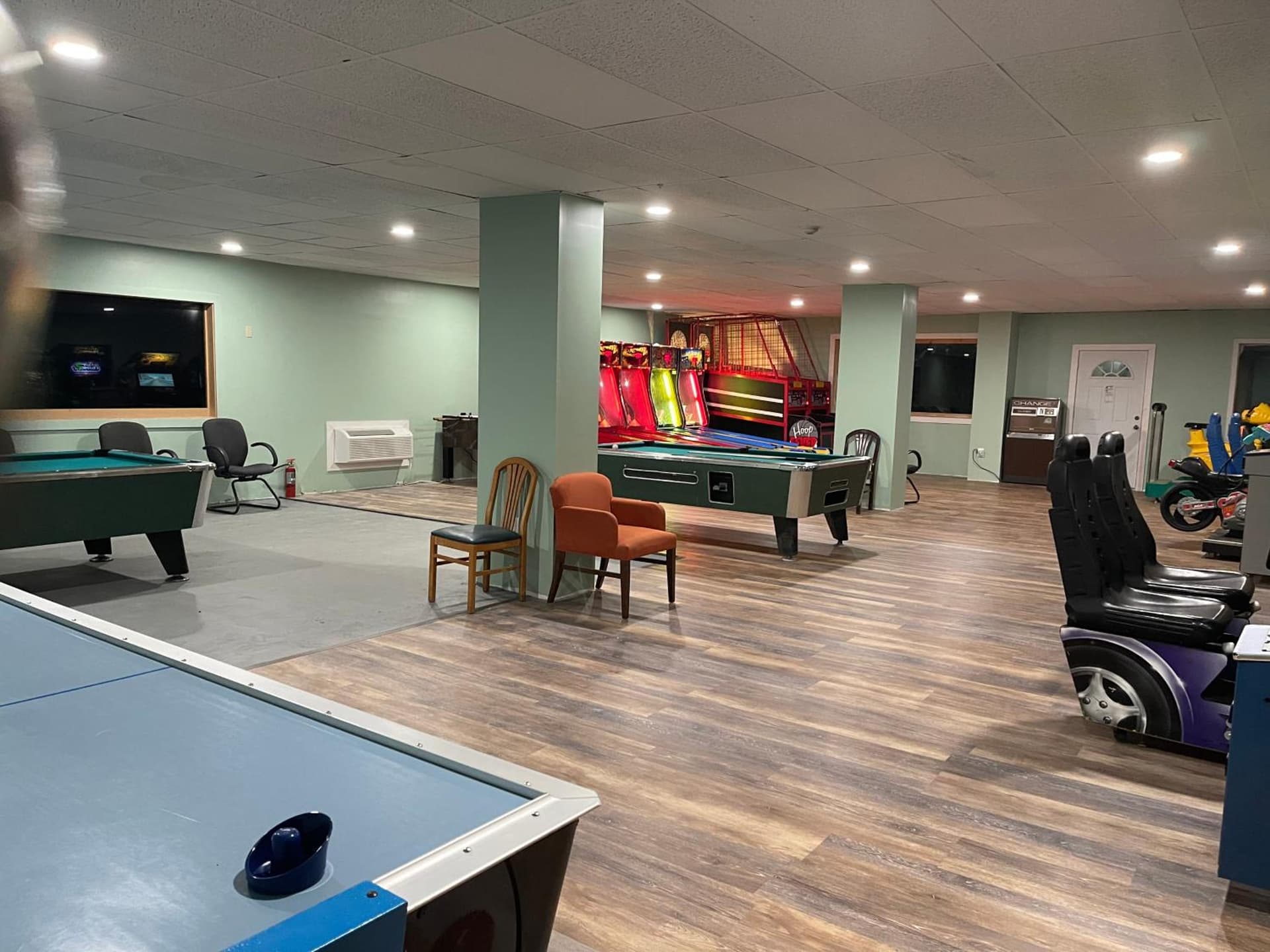 Days Inn by Wyndham Lincoln property views in Lincoln — gallery photo 3