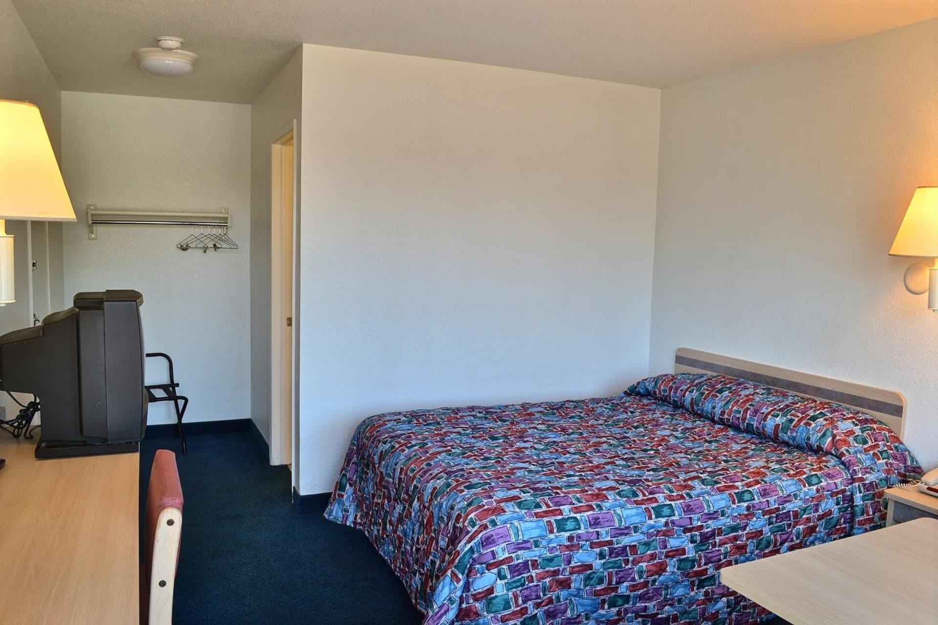 Motel 6-Billings, MT - South gallery photo in Billings, MT — image 10