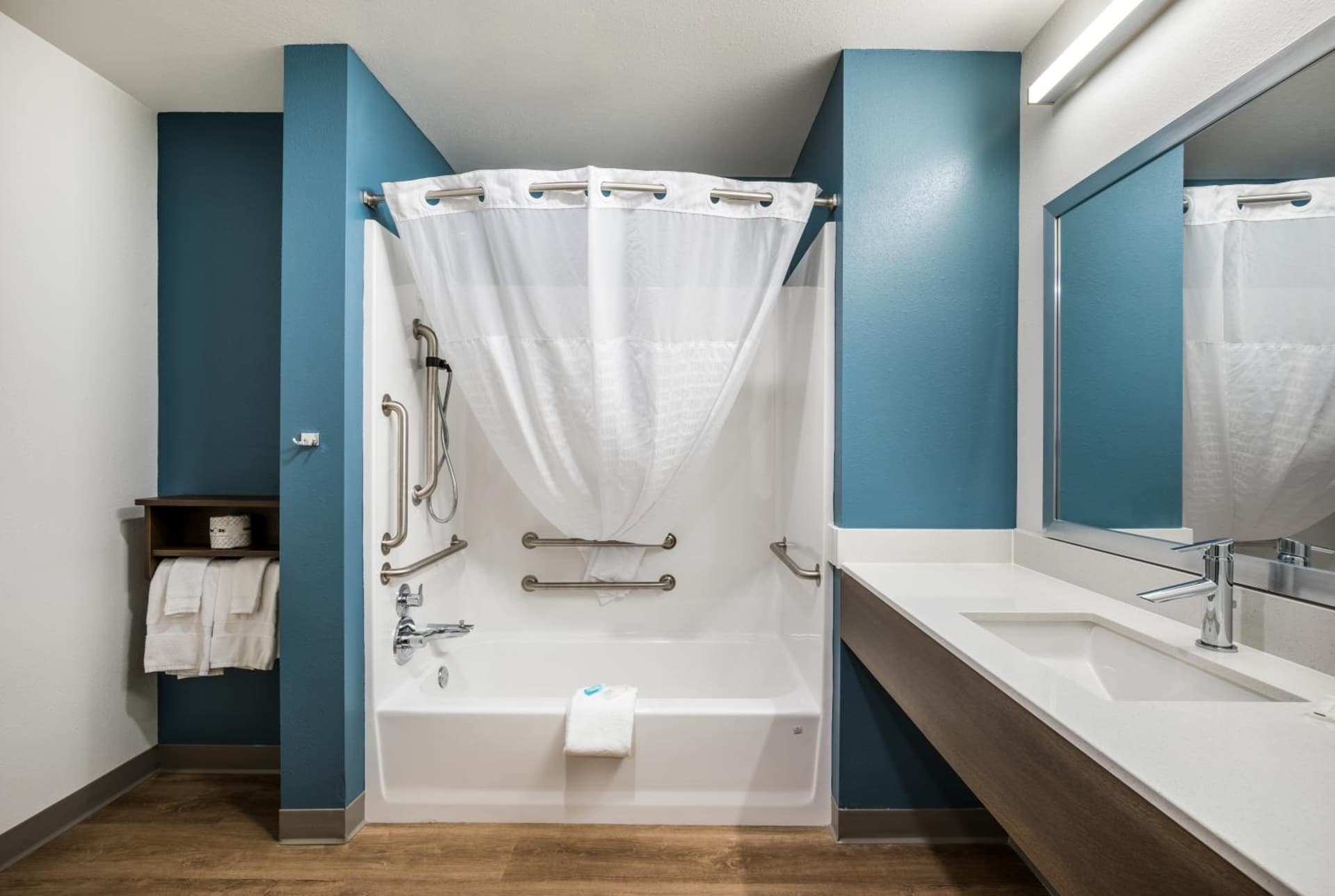 WoodSpring Suites Elgin - Chicago gallery photo in Elgin, IL — image 24