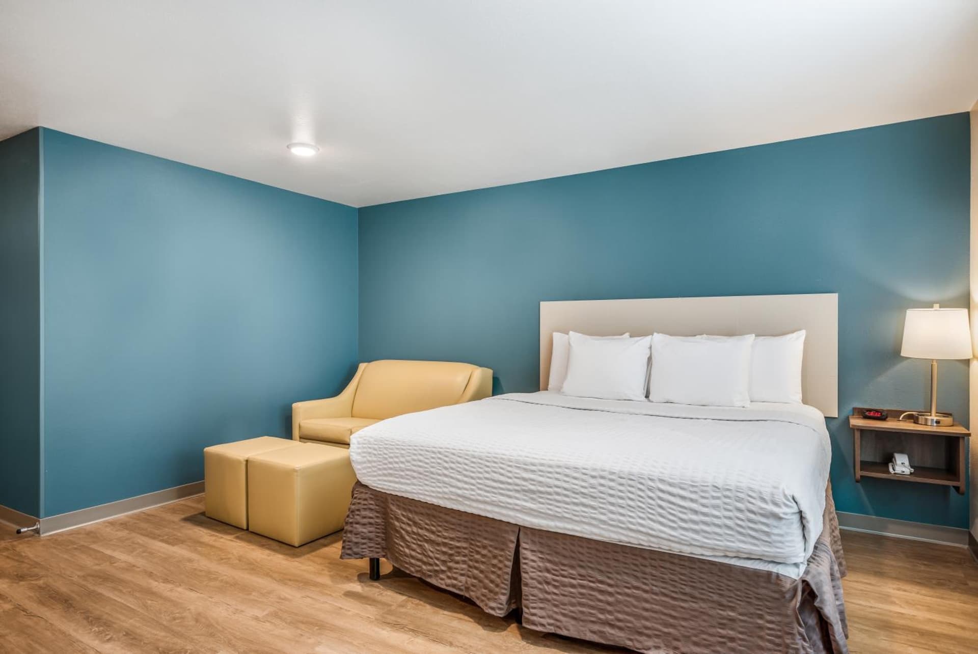 WoodSpring Suites Elgin - Chicago gallery photo in Elgin, IL — image 18