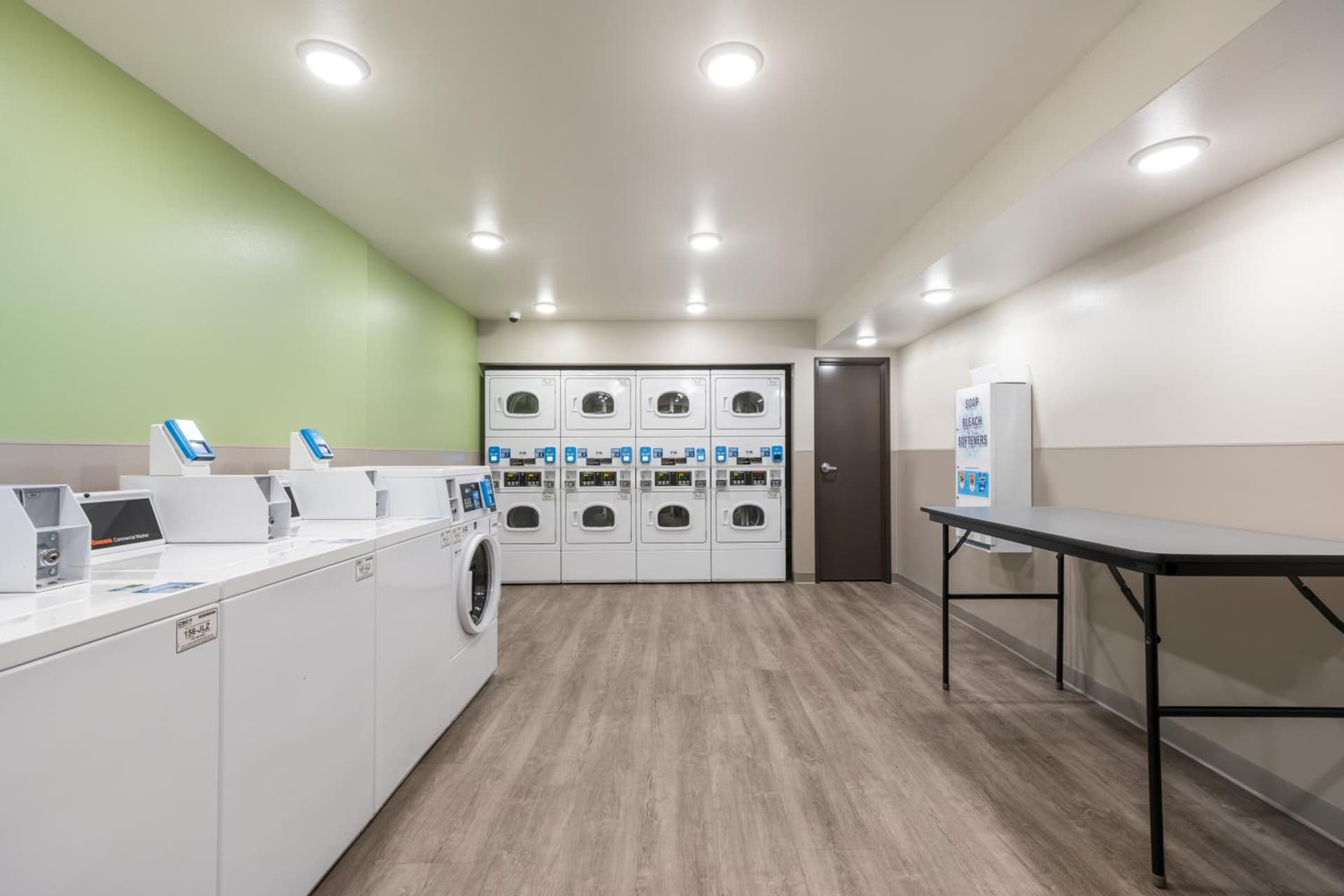 WoodSpring Suites Elgin - Chicago gallery photo in Elgin, IL — image 29