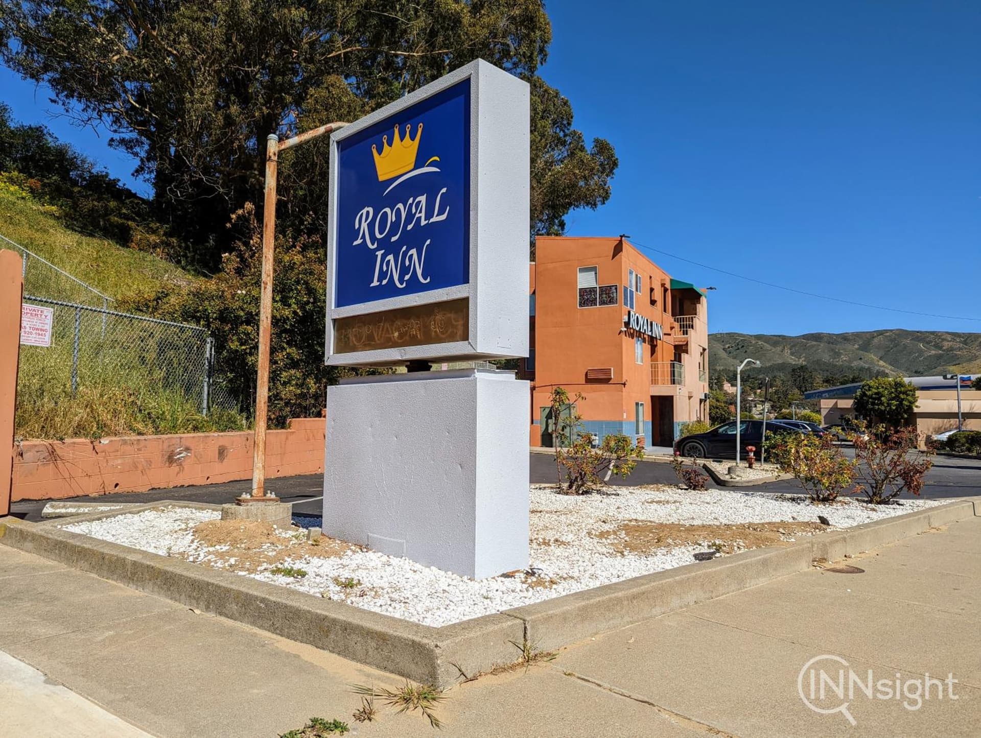 Royal Inn property views in South San Francisco, CA — gallery photo 3