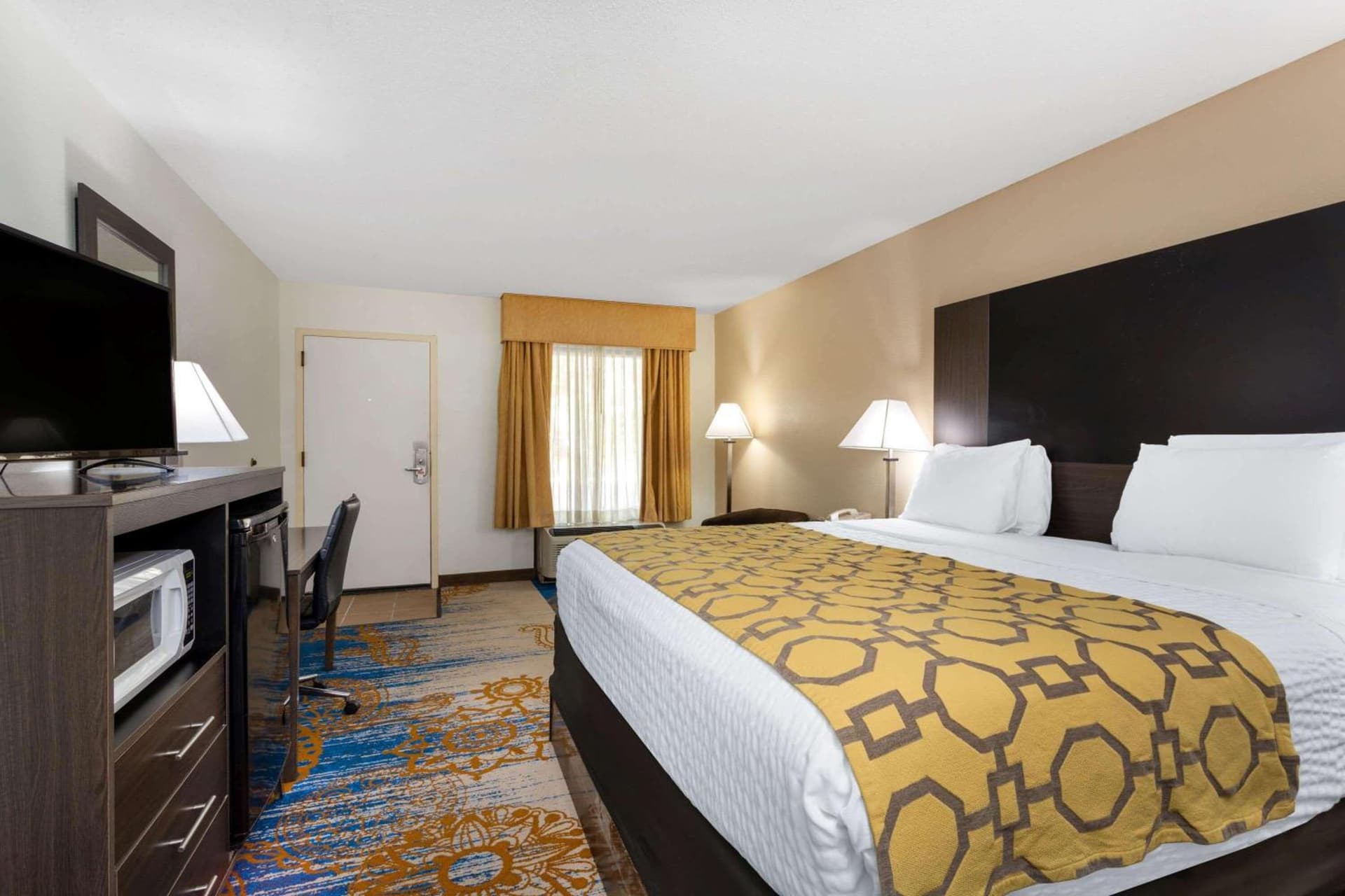 Baymont by Wyndham Tallahassee gallery photo in Tallahassee, FL — image 11