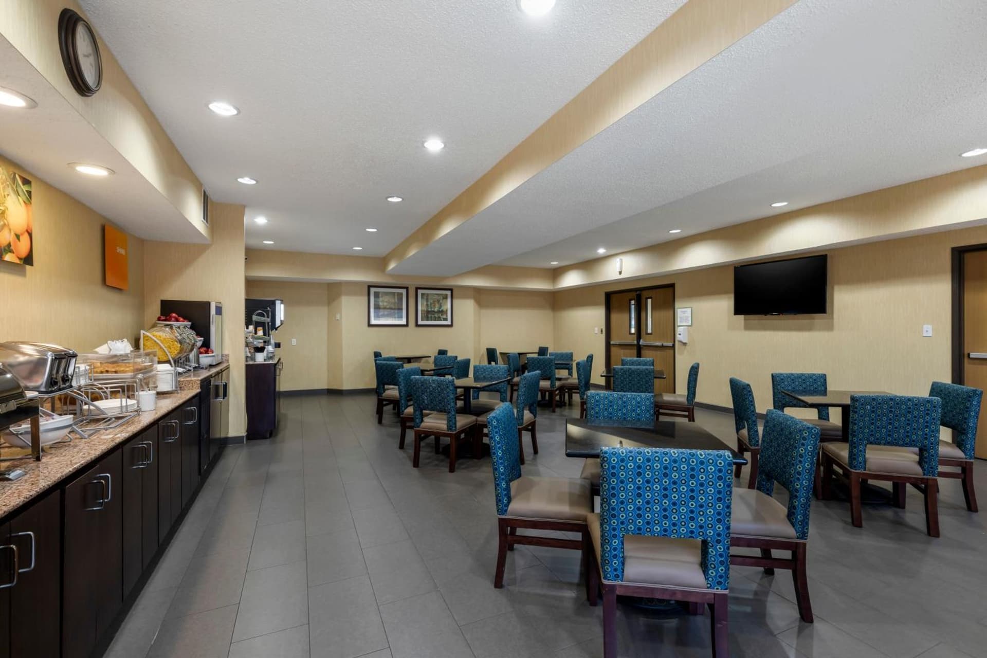 Comfort Suites DFW Airport gallery photo in Irving, TX — image 22