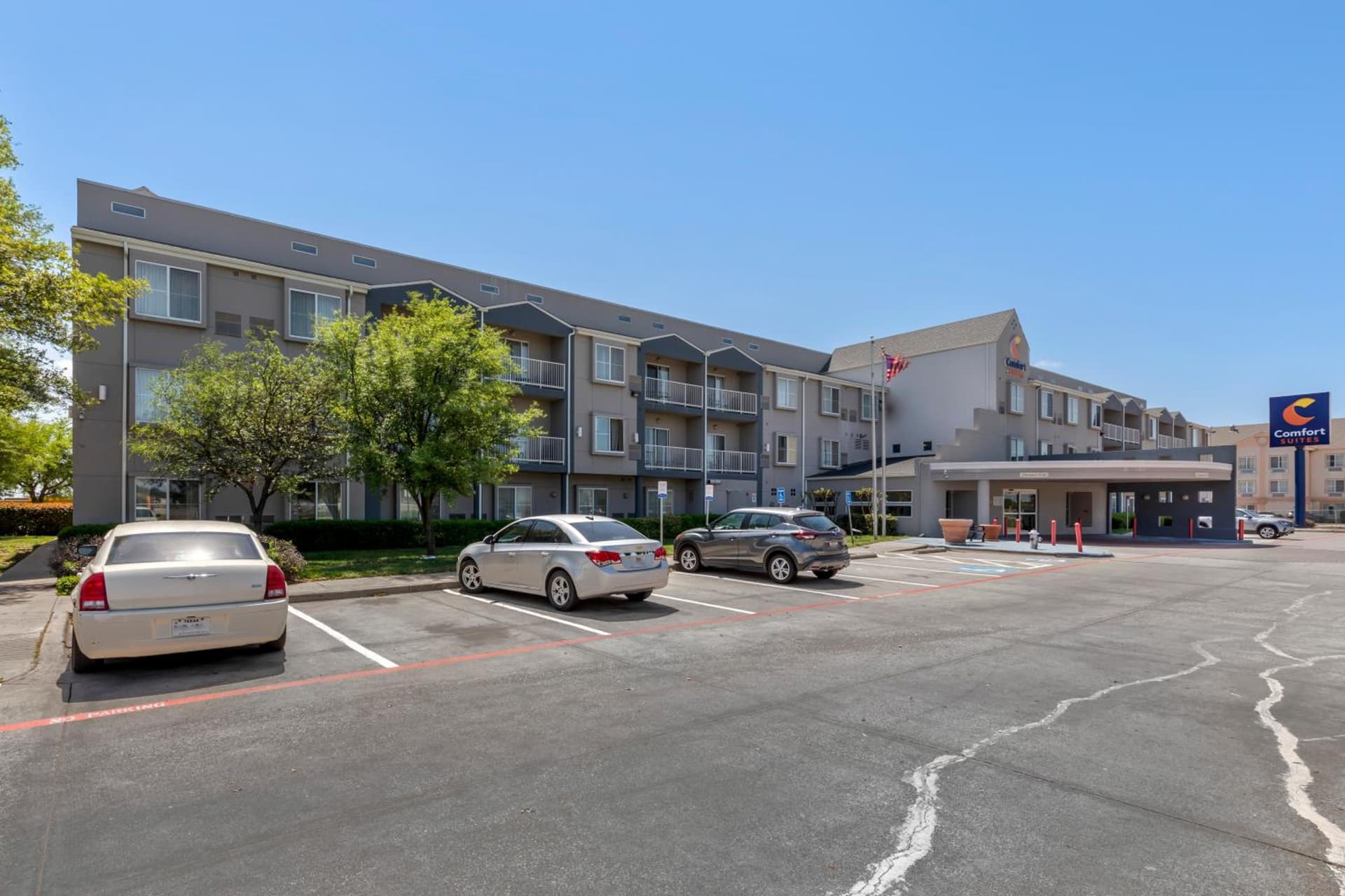 Comfort Suites DFW Airport gallery photo in Irving, TX — image 8