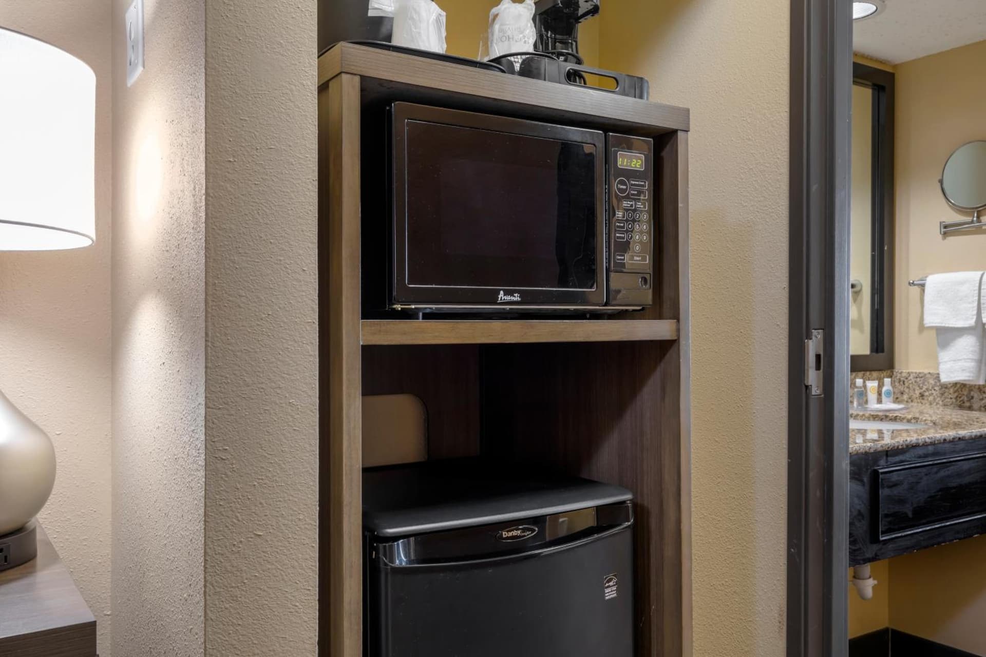 Comfort Suites DFW Airport gallery photo in Irving, TX — image 46