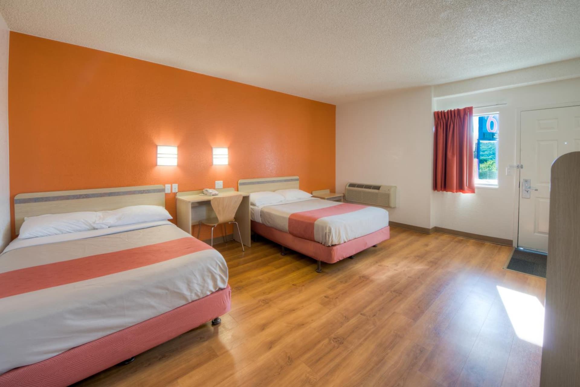 Motel 6-Niantic, CT - New London gallery photo in Niantic, CT — image 53