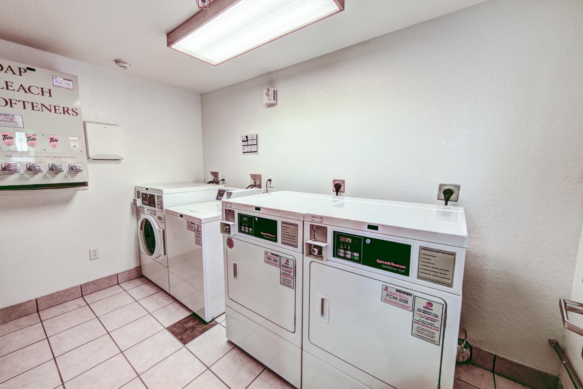 Motel 6-Niantic, CT - New London gallery photo in Niantic, CT — image 39