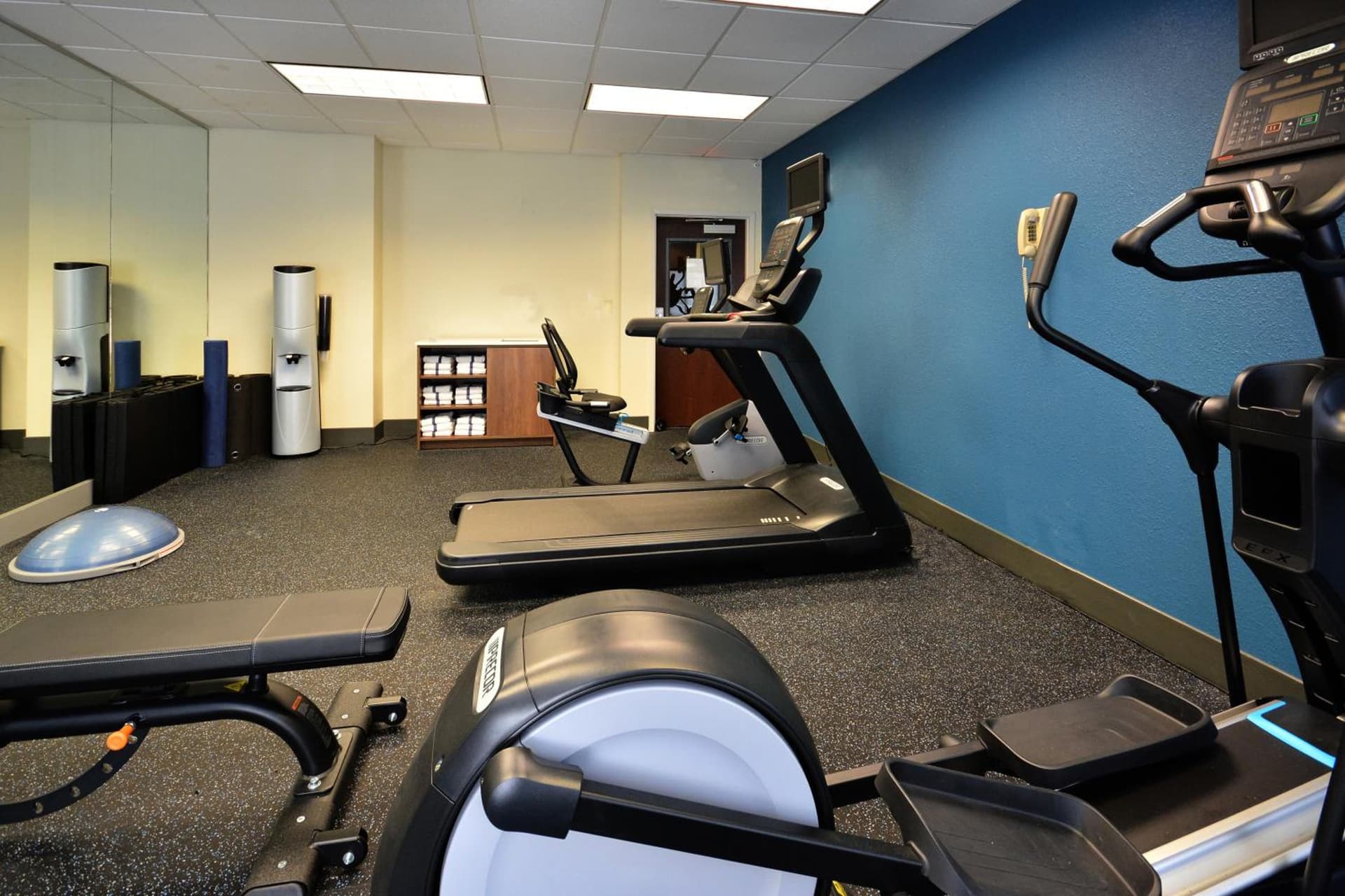 Holiday Inn Express Richmond I-64 Short Pump Area by IHG gallery photo in Richmond, VA — image 37