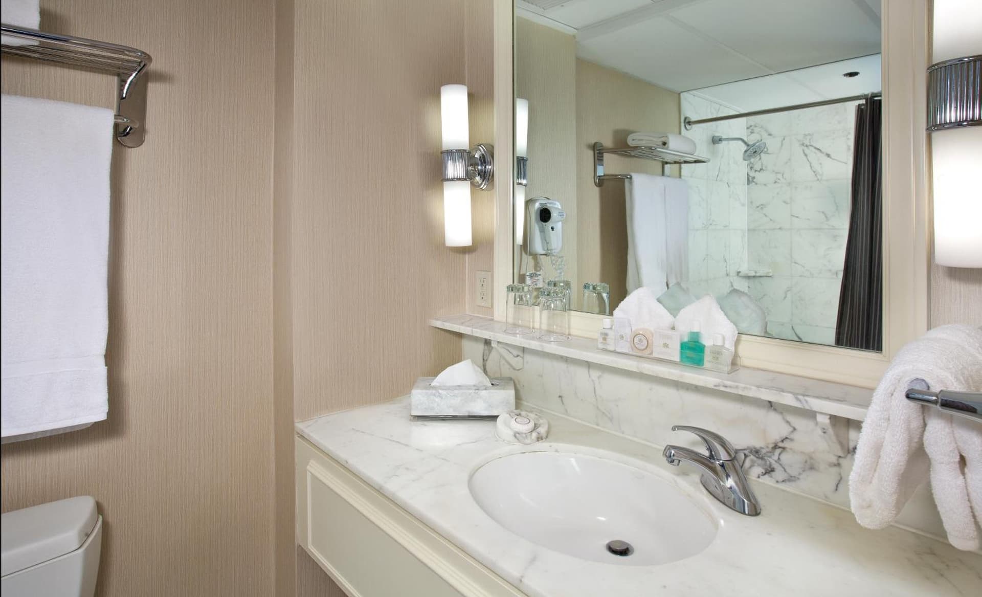 Warwick Seattle interior in Seattle, WA — gallery photo 2