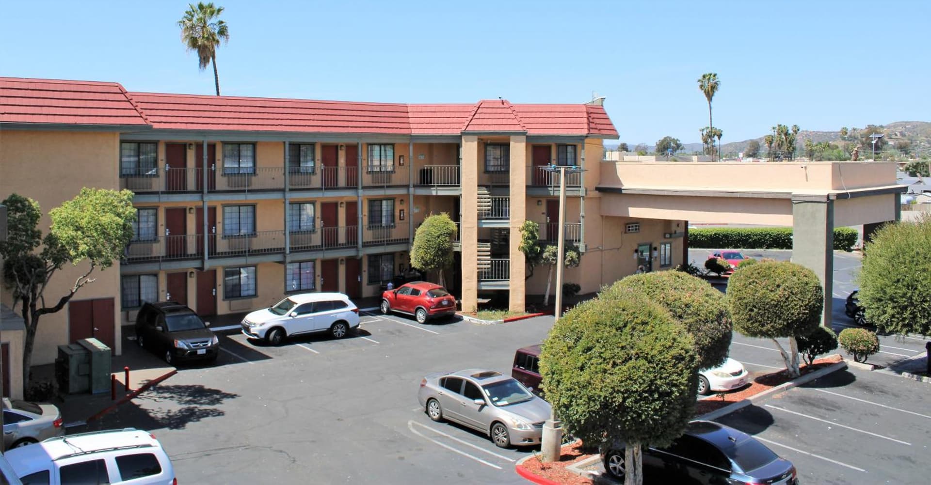 Rancho San Diego Inn & Suites gallery photo in El Cajon, CA — image 26
