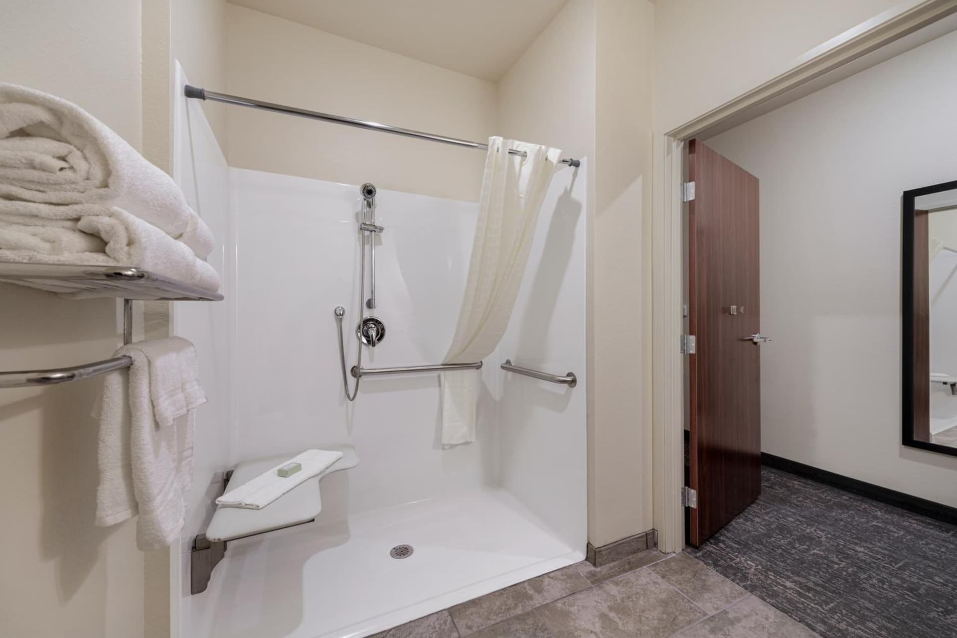 Cobblestone Hotel & Suites - Urbana gallery photo in Urbana, OH — image 31