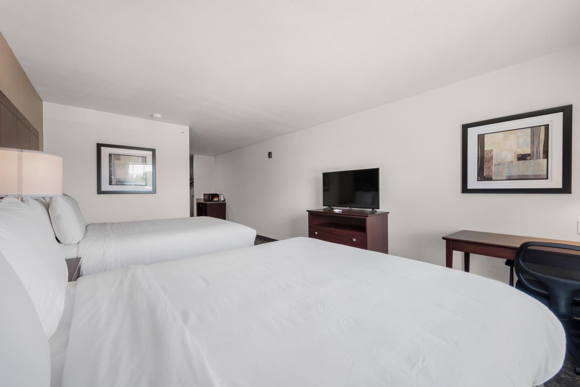 Cobblestone Hotel & Suites - Urbana gallery photo in Urbana, OH — image 25