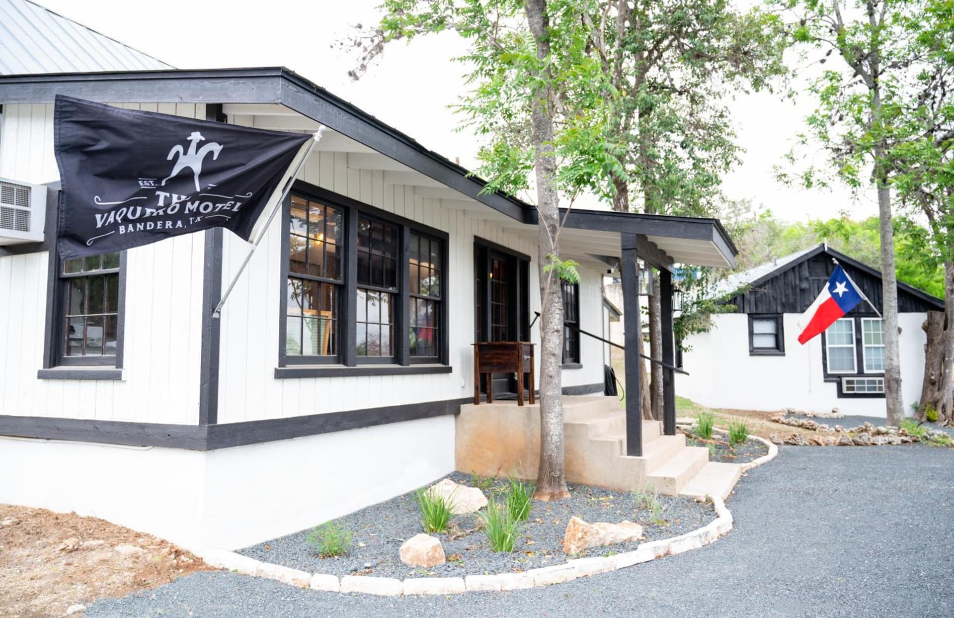 THE VAQUERO MOTEL — hotel in Bandera, Texas