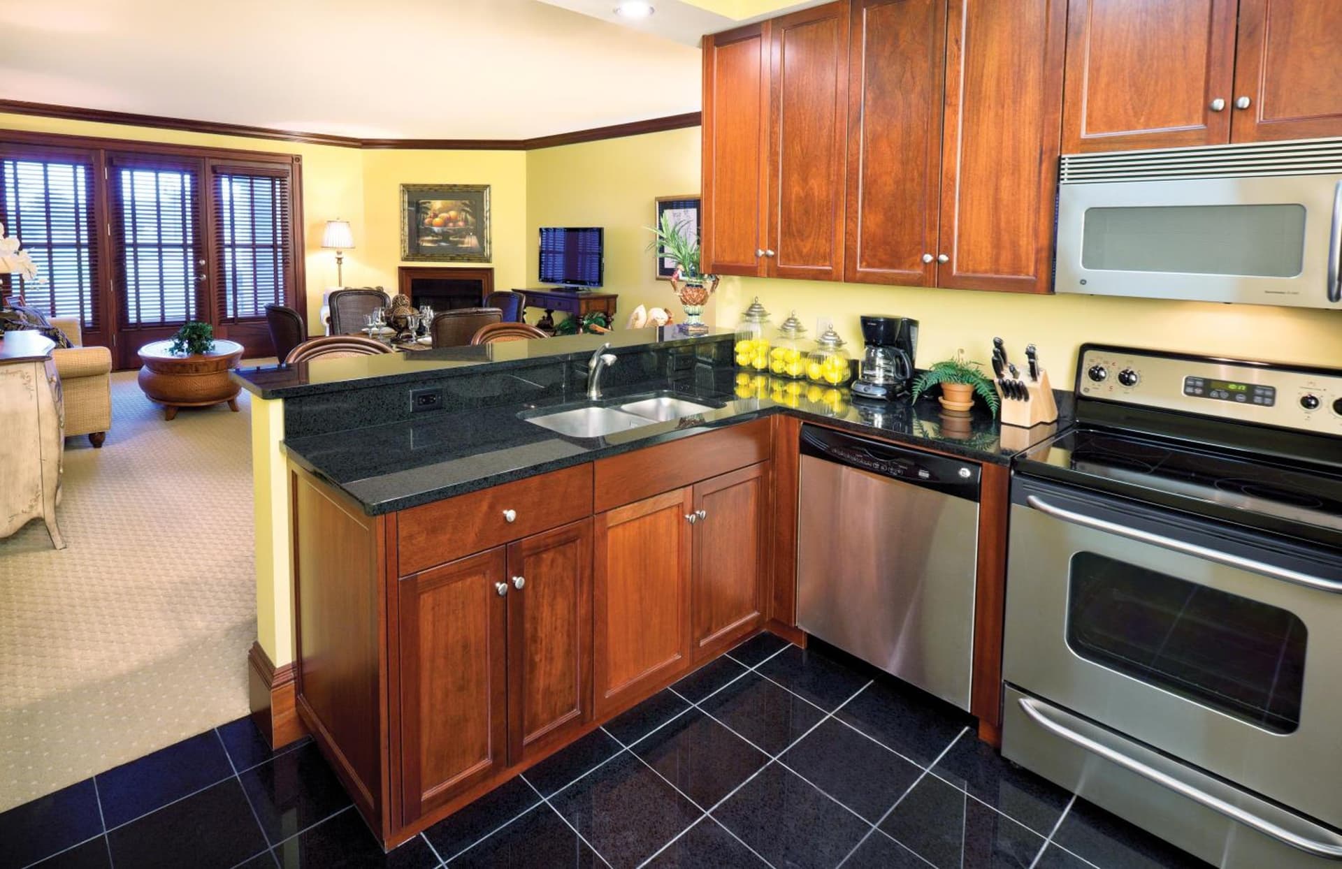Club Wyndham Dye Villas gallery photo in North Myrtle Beach, SC — image 10