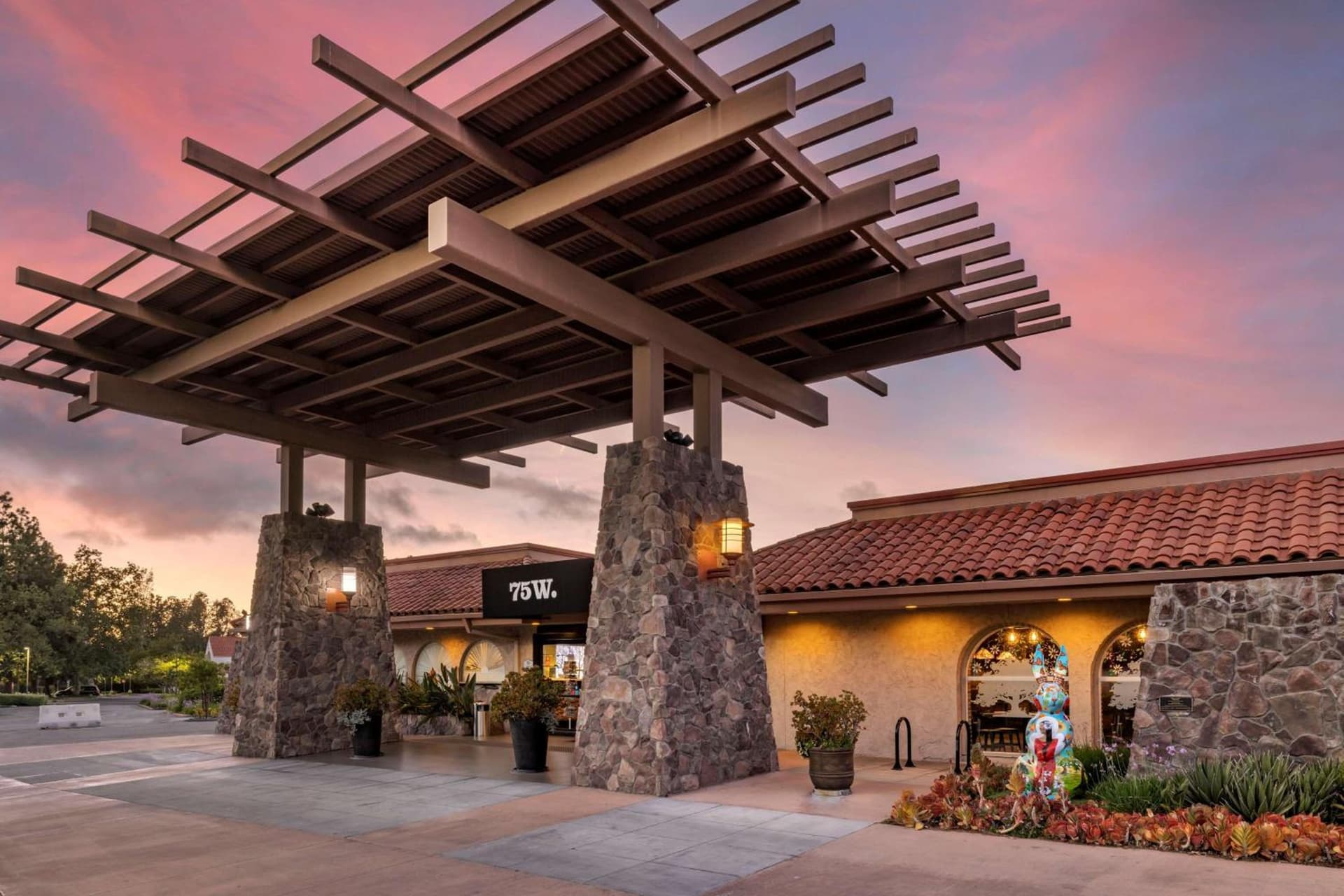 Best Western Plus Thousand Oaks Inn gallery photo in Thousand Oaks, CA — image 10