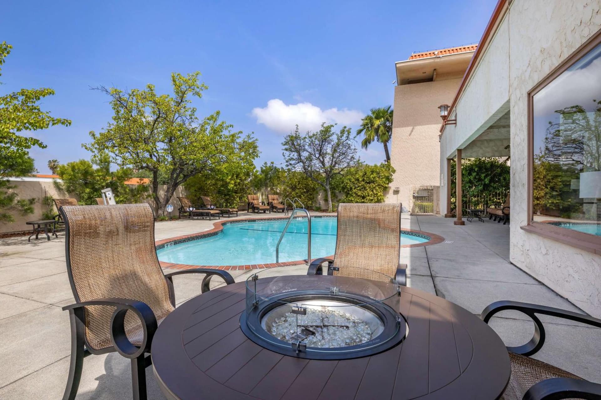 Best Western Plus Thousand Oaks Inn gallery photo in Thousand Oaks, CA — image 35
