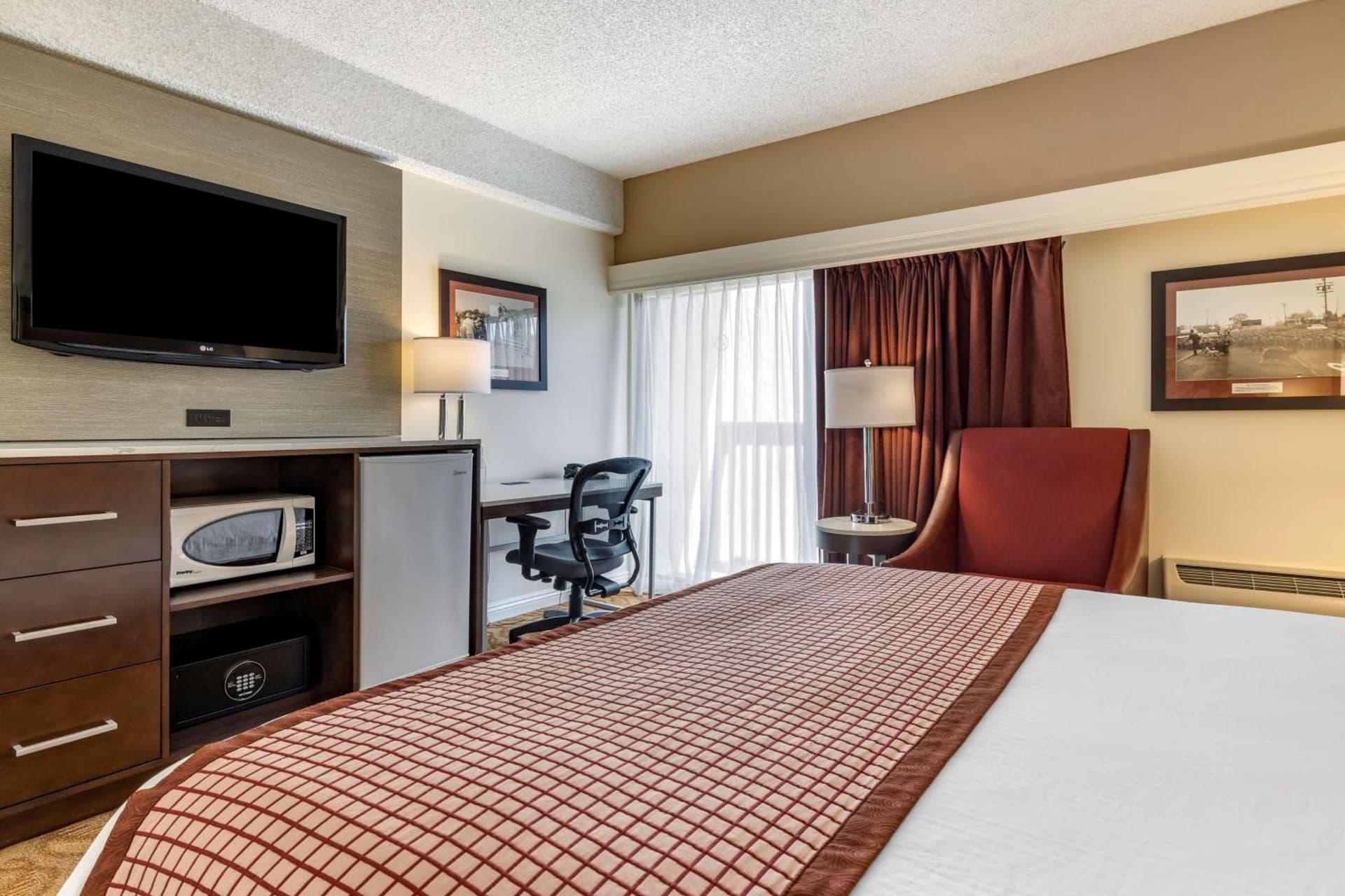 Best Western Plus Thousand Oaks Inn gallery photo in Thousand Oaks, CA — image 12