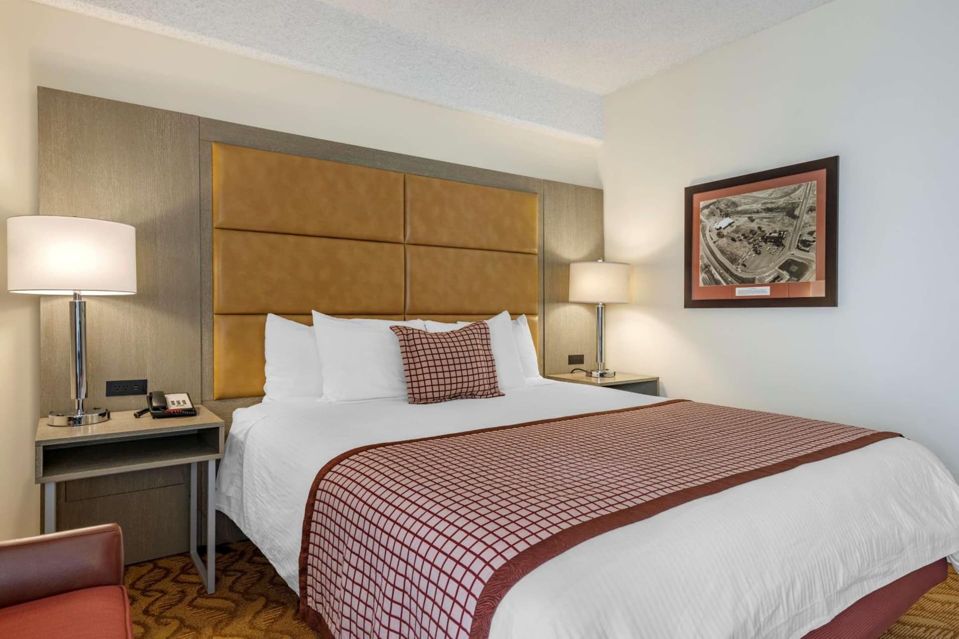 Best Western Plus Thousand Oaks Inn gallery photo in Thousand Oaks, CA — image 50