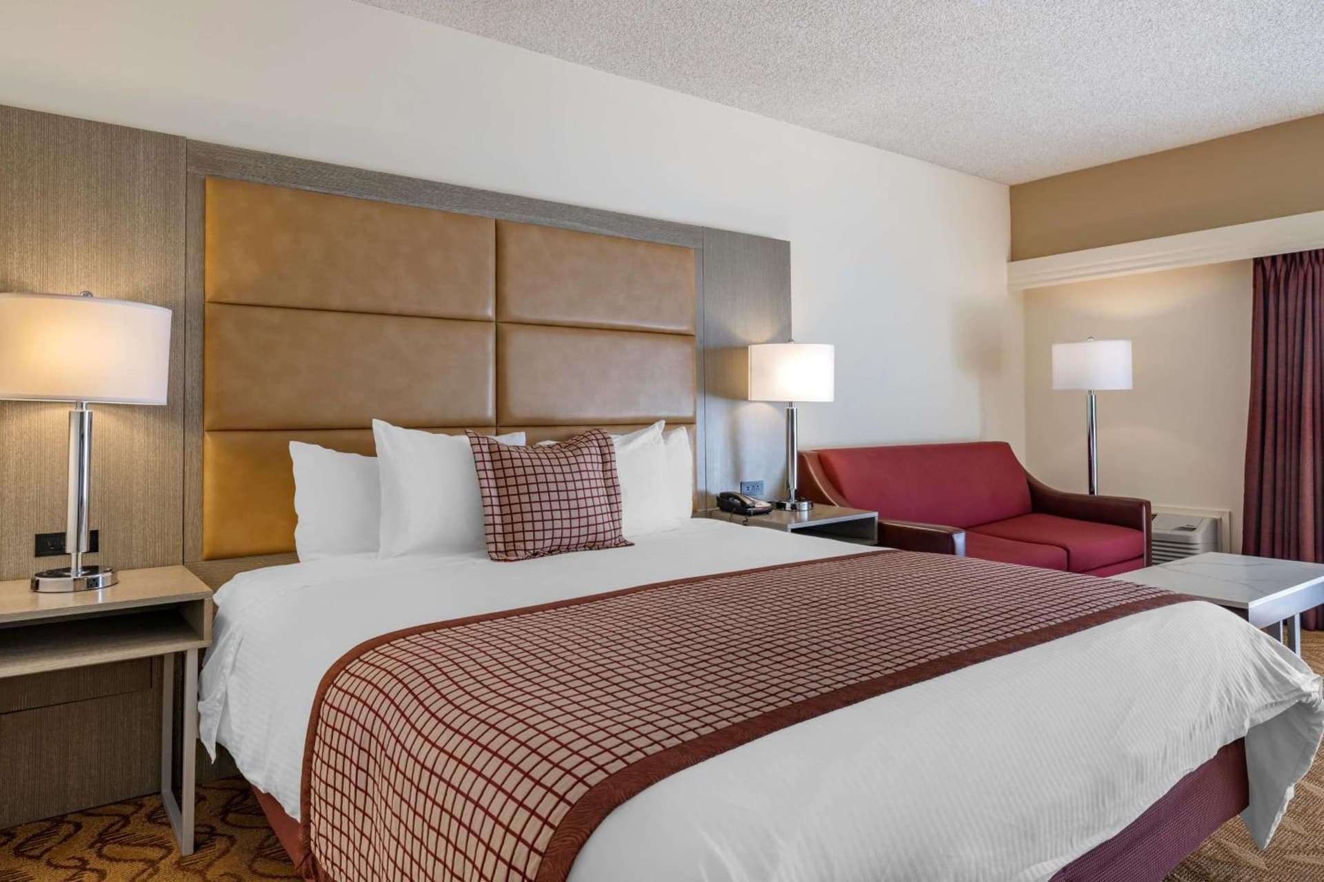 Best Western Plus Thousand Oaks Inn gallery photo in Thousand Oaks, CA — image 21