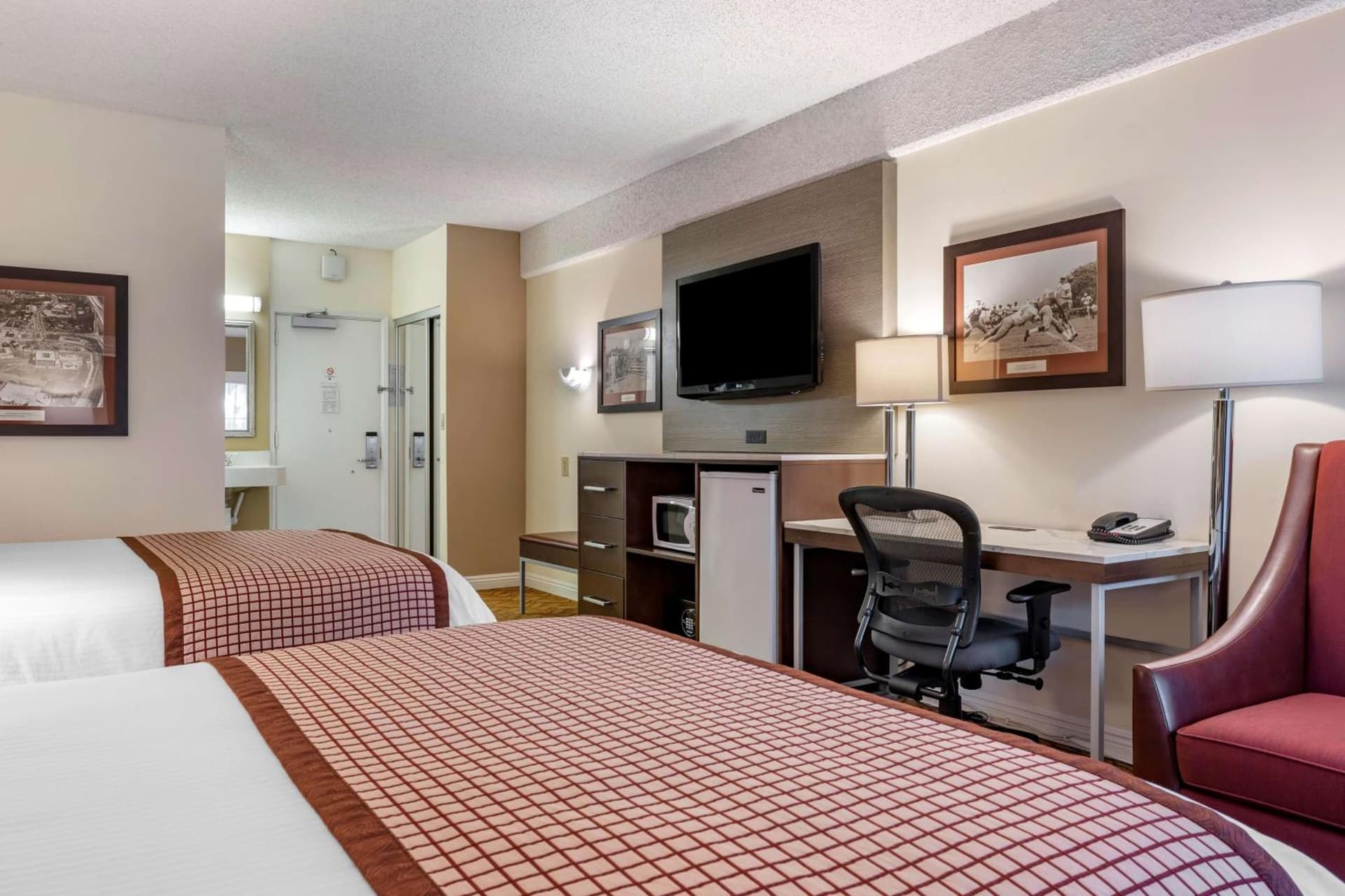 Best Western Plus Thousand Oaks Inn gallery photo in Thousand Oaks, CA — image 39