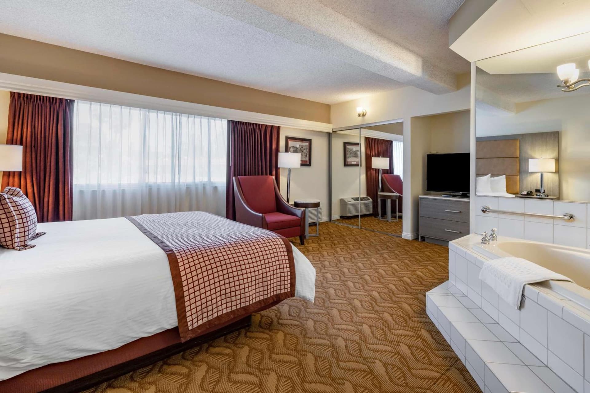 Best Western Plus Thousand Oaks Inn gallery photo in Thousand Oaks, CA — image 9