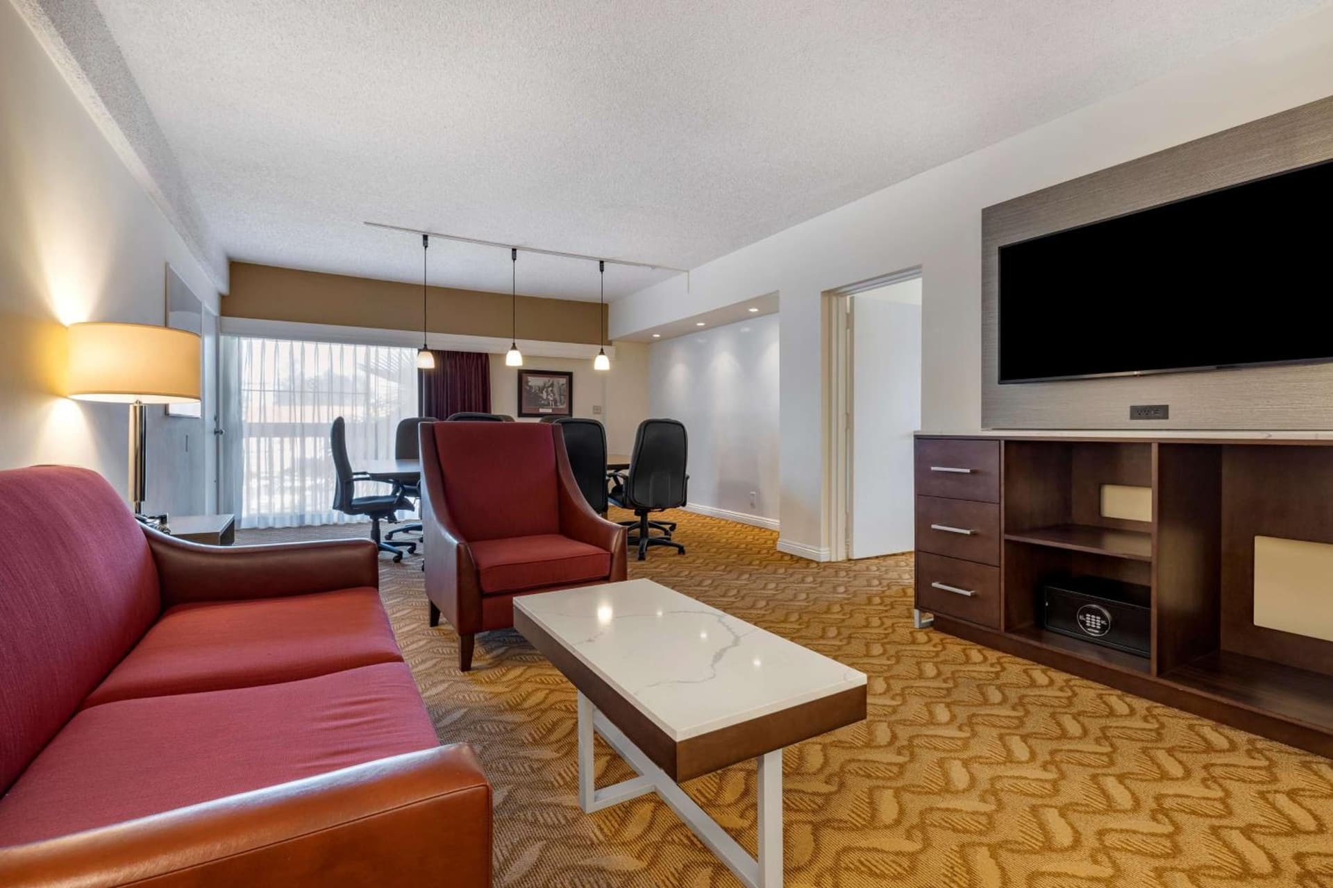 Best Western Plus Thousand Oaks Inn gallery photo in Thousand Oaks, CA — image 6