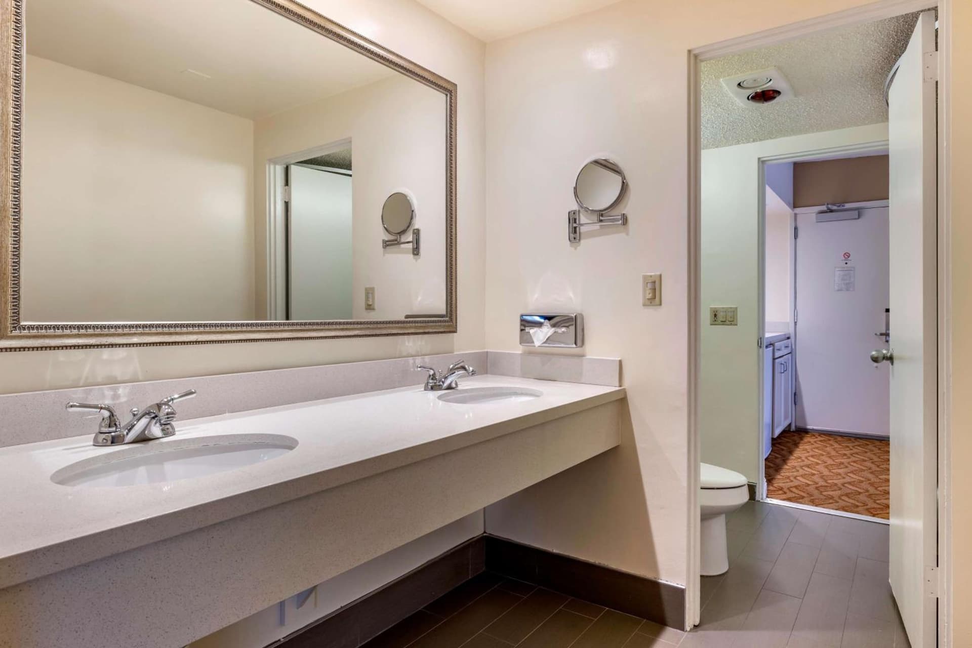 Best Western Plus Thousand Oaks Inn gallery photo in Thousand Oaks, CA — image 26