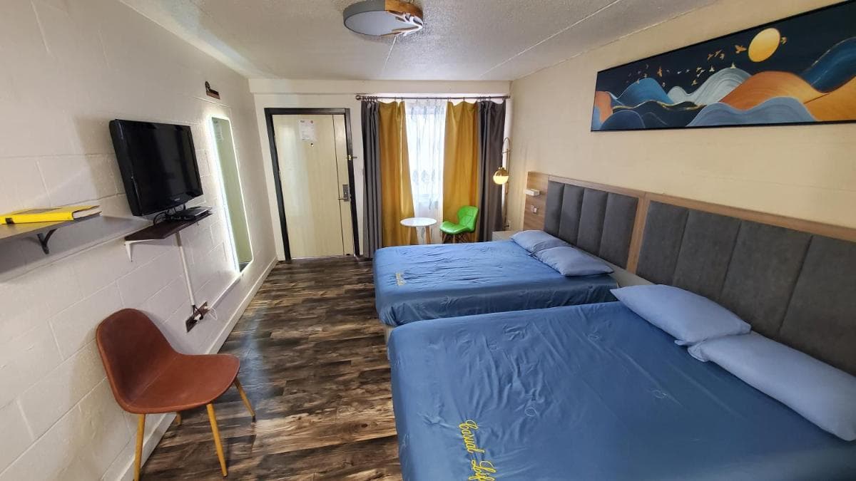 American Inn property views in Washington, MO — gallery photo 3