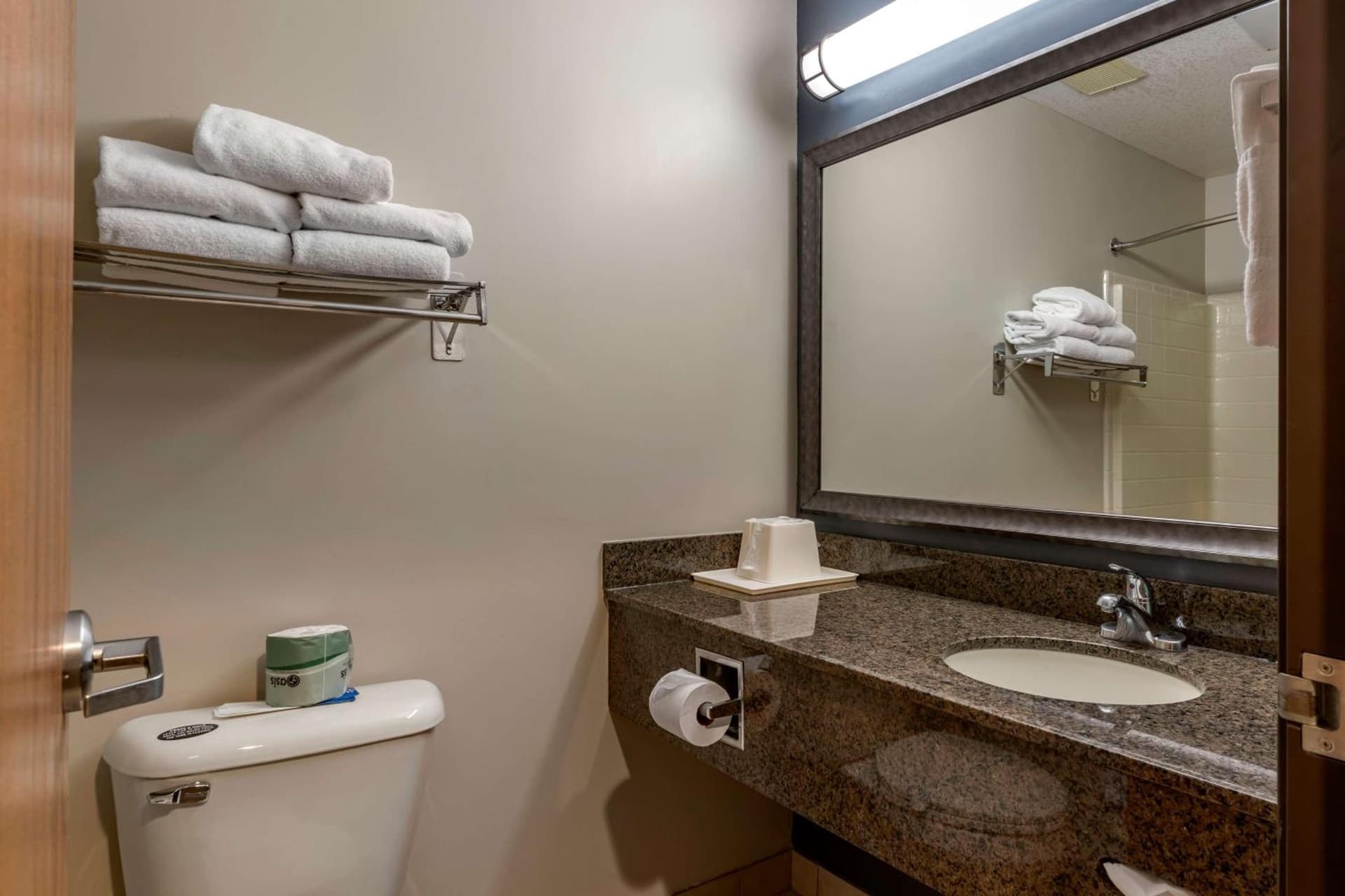 Best Western Newberg Inn gallery photo in Newberg, OR — image 62